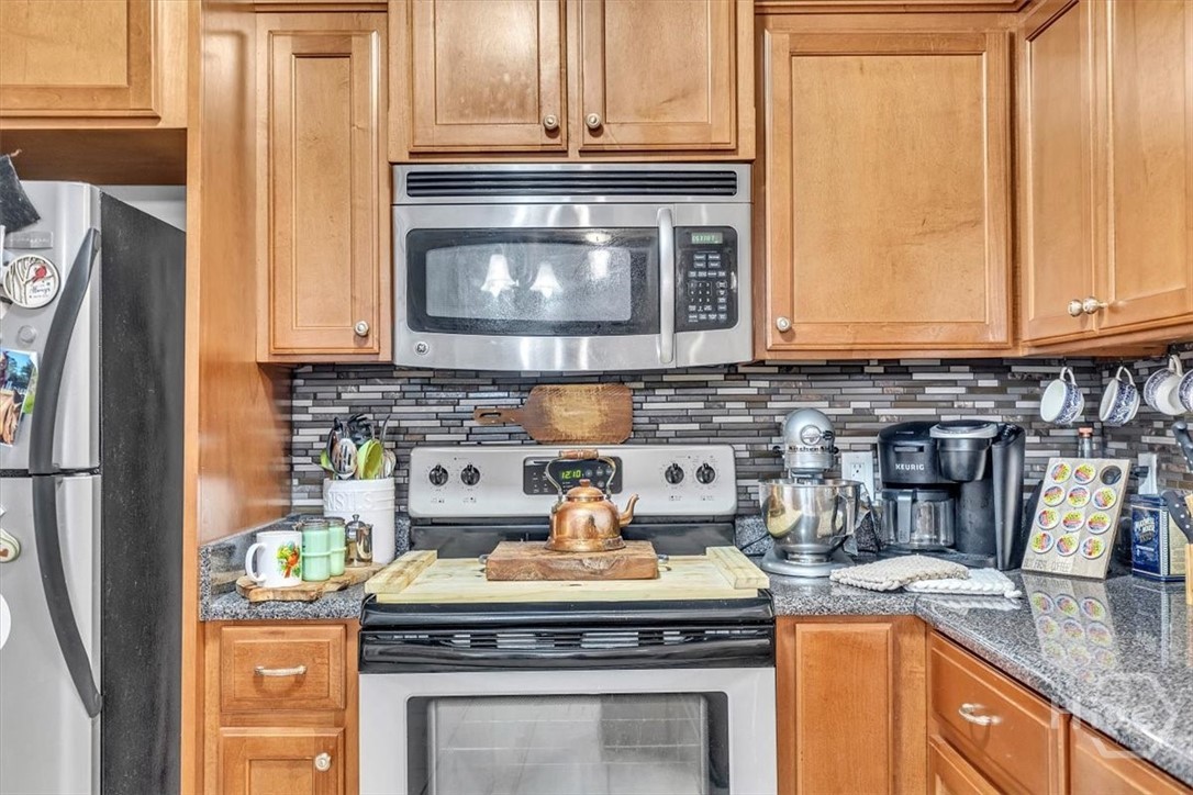 Homes for sale in Ludowici, GA | 203 Hendrix St Ne, Ludowici, GA 31316 | MLS# SA335191