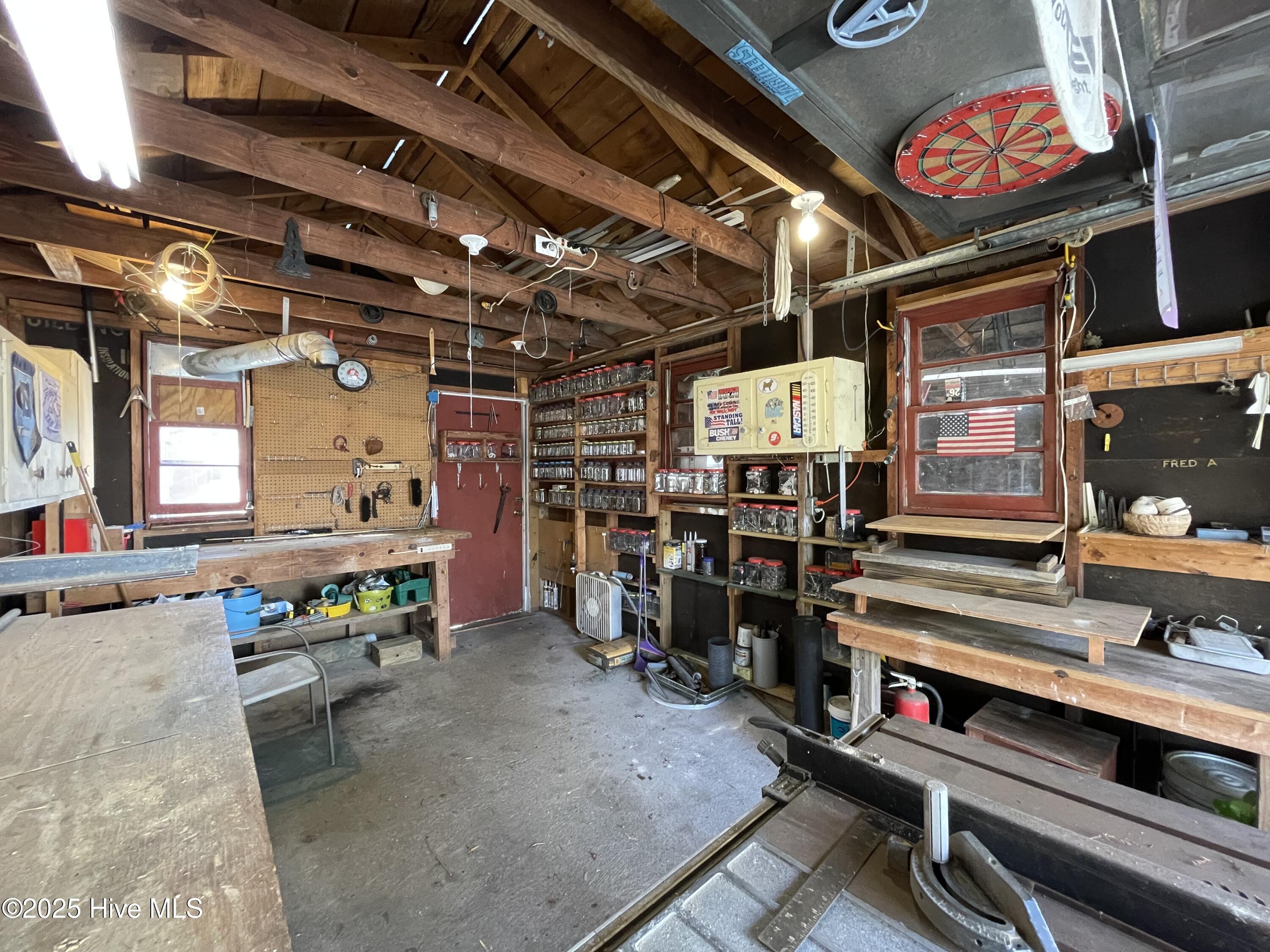 100543193 | Photo 27