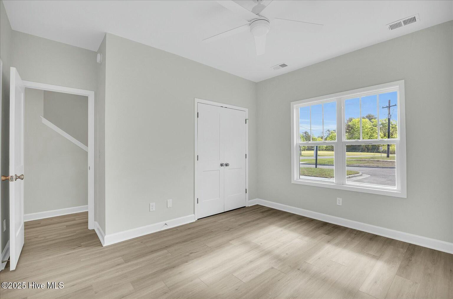 100484264 | Photo 15