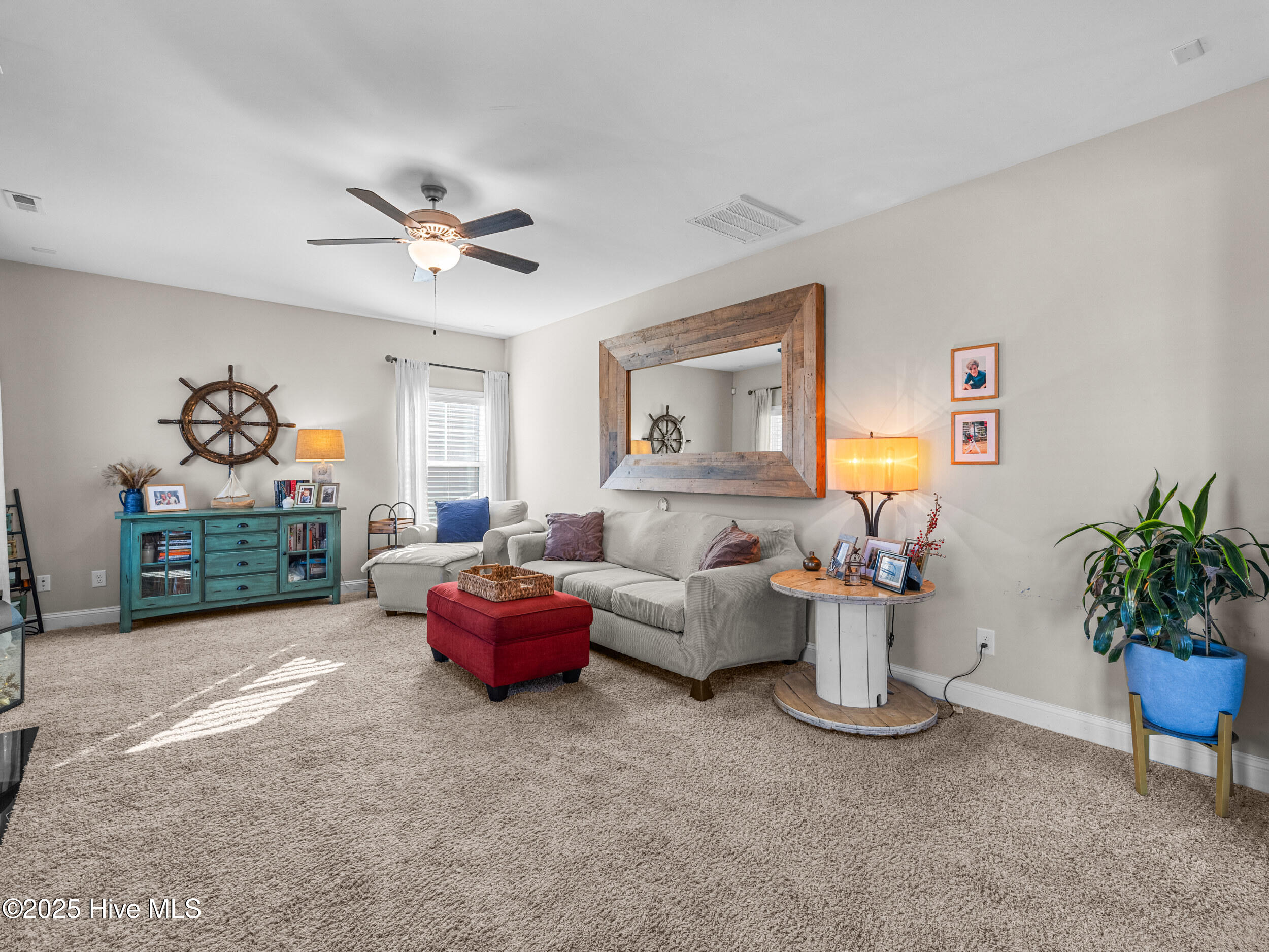 100545070 | Photo 26