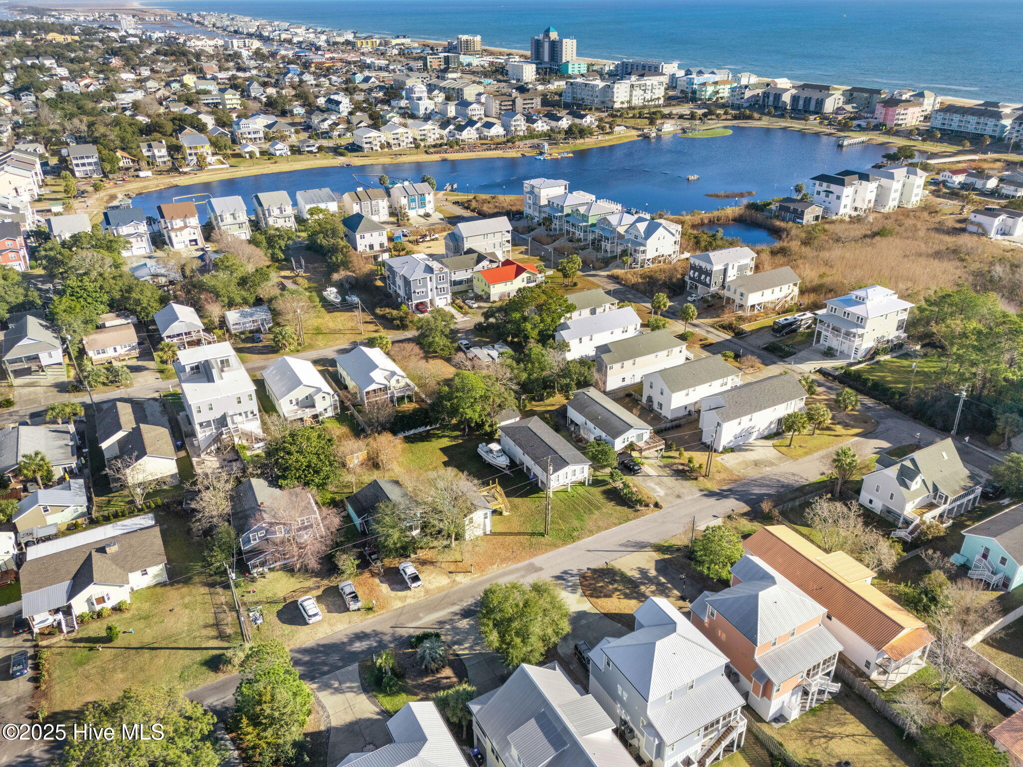 100526205 | Photo 12