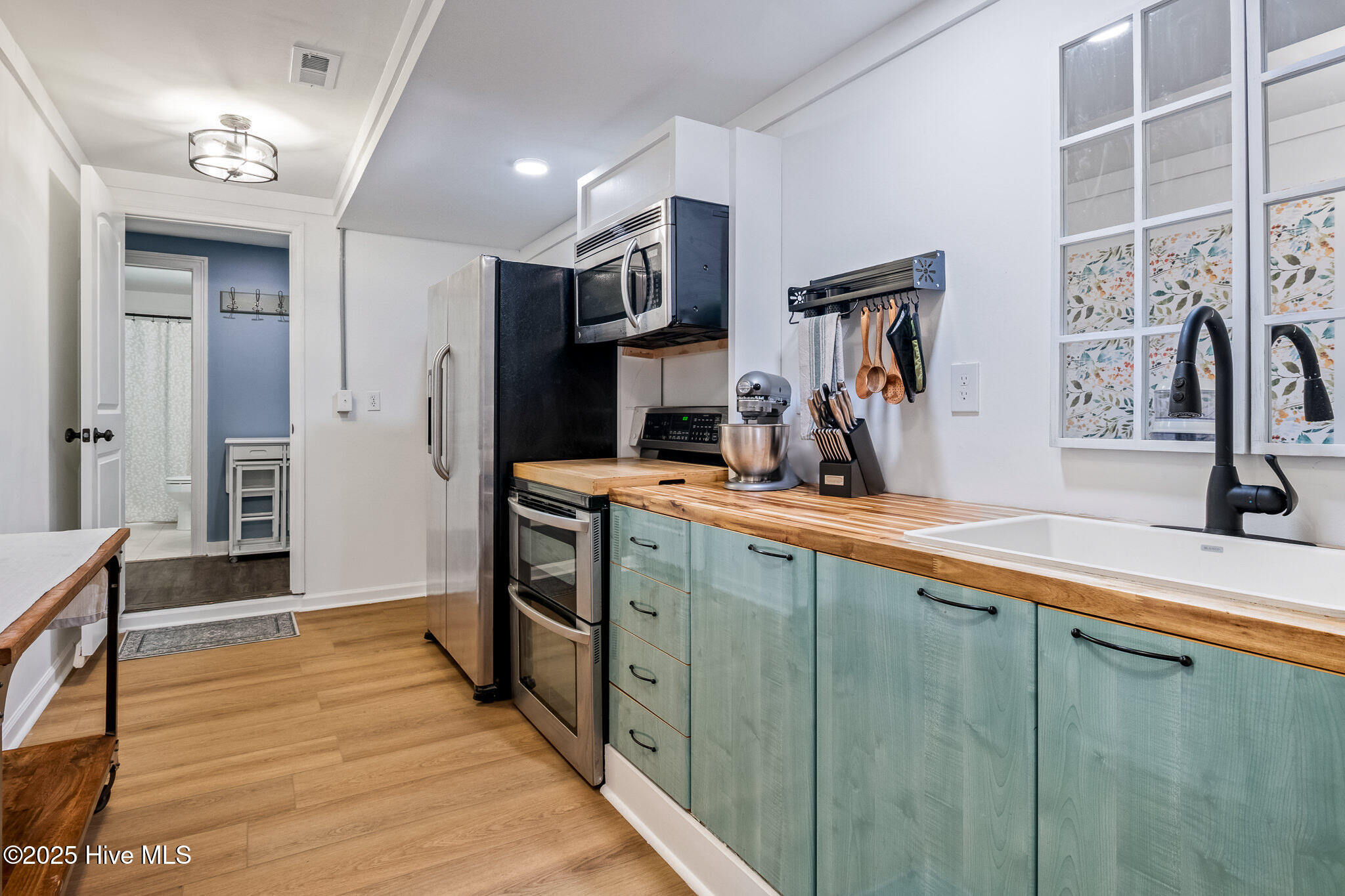 Shirley Johnson - MLS Number: 100577493