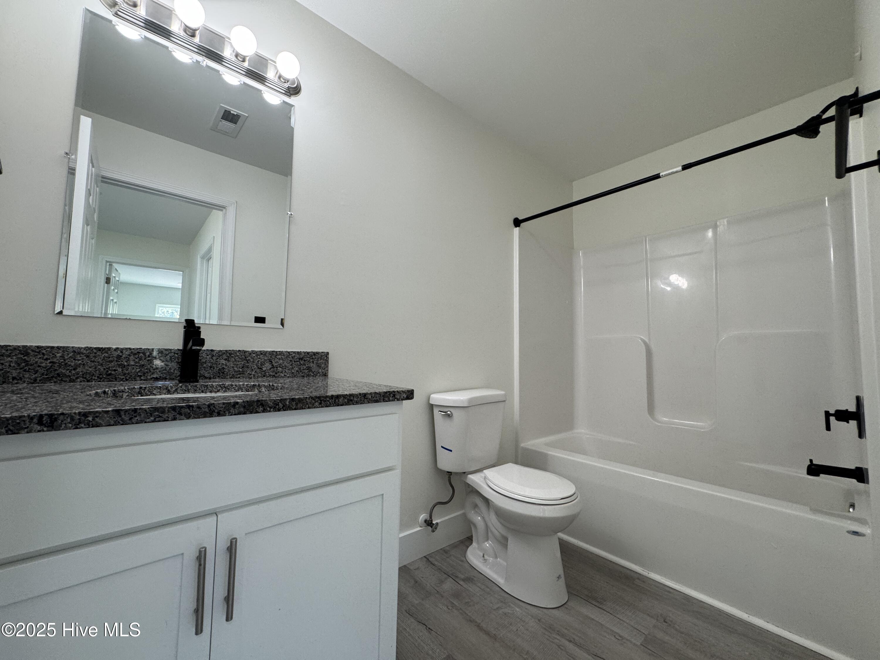 100539519 | Photo 17