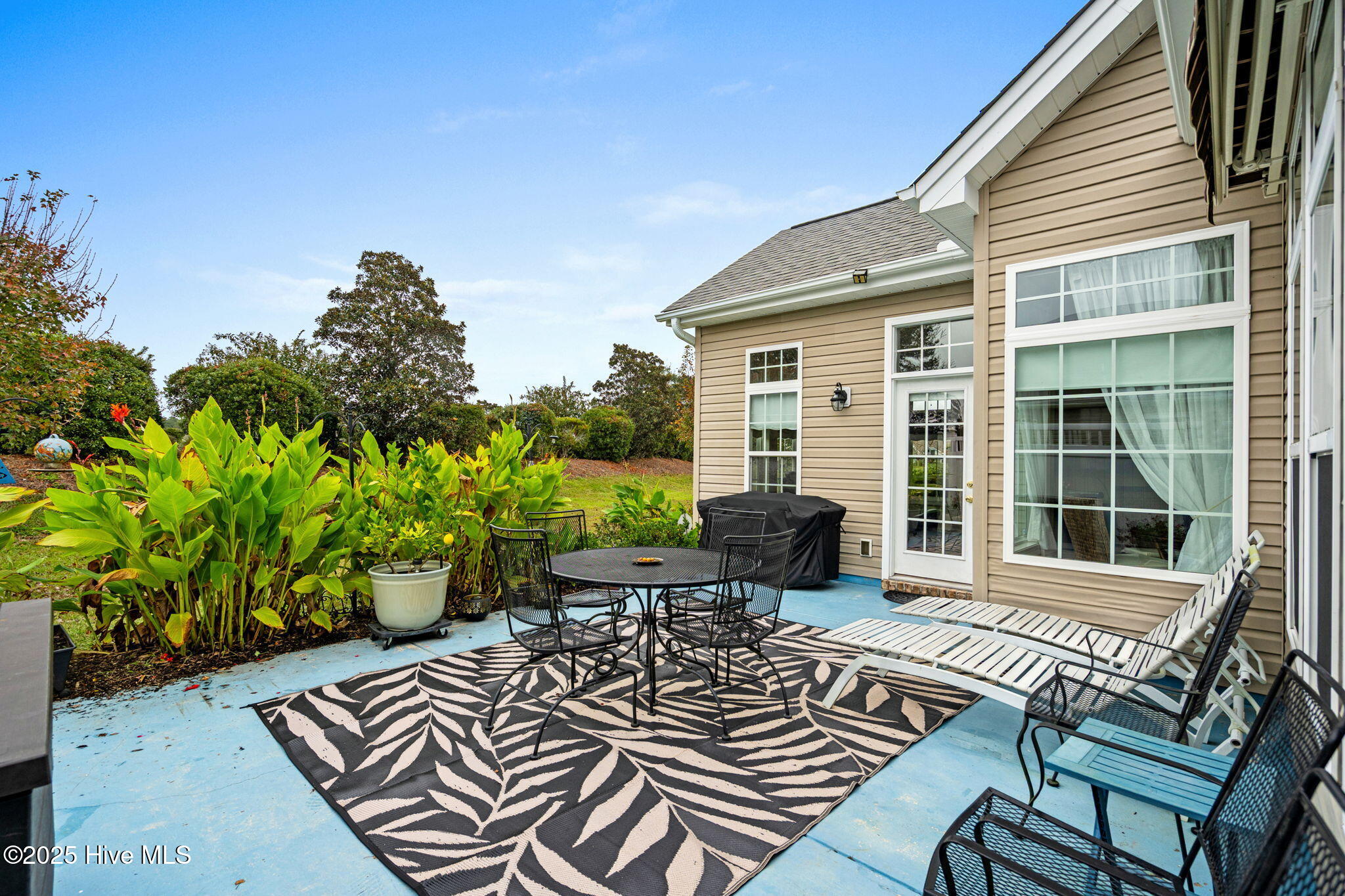 100538854 | Photo 38