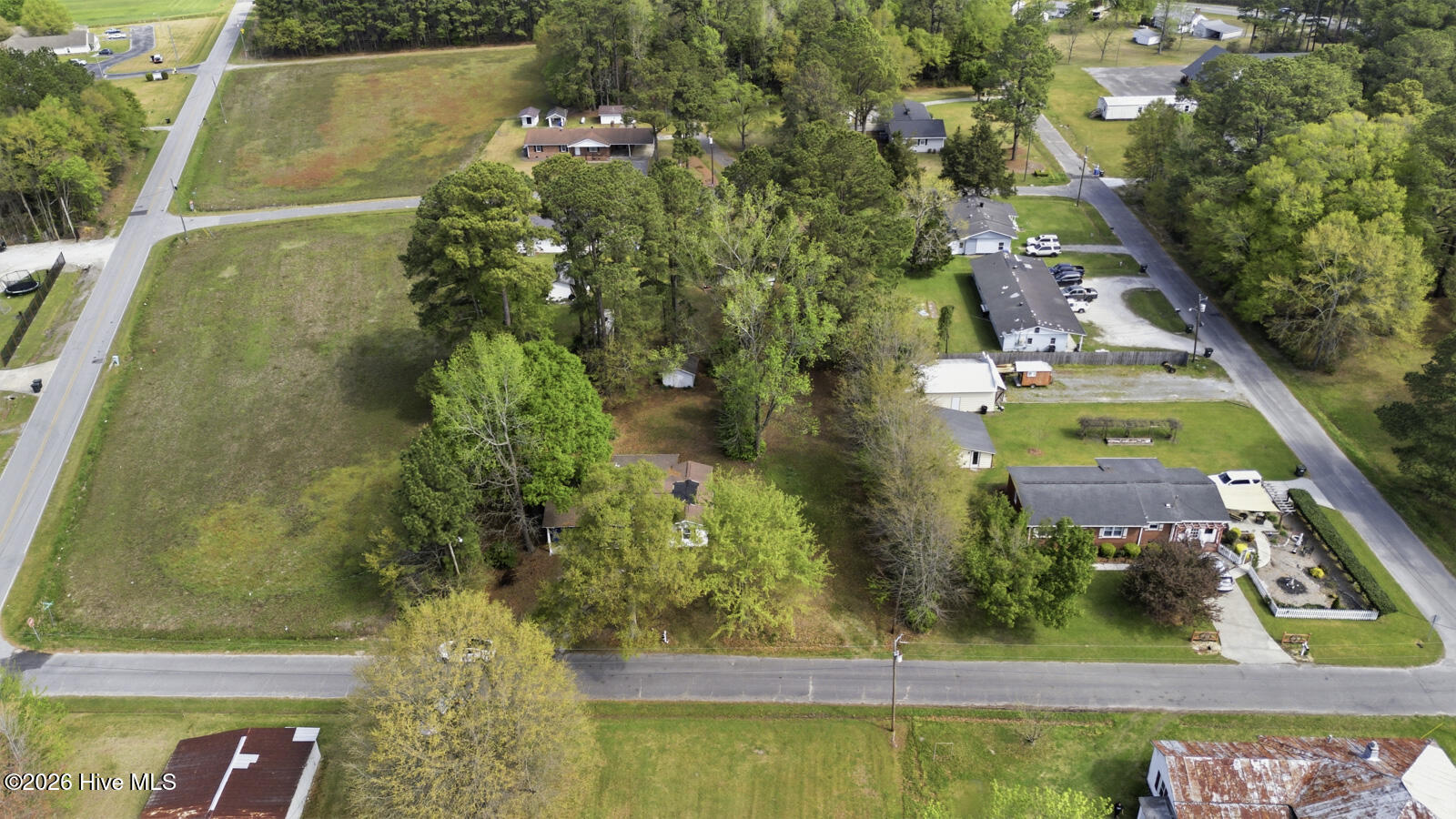 308 W Stanford Street, Beulaville, NC 28518 – photo 6: stanford-2
