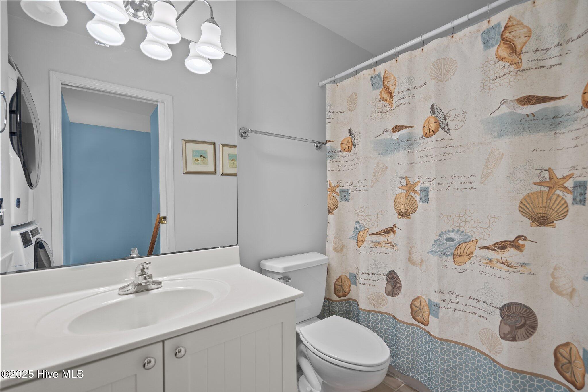 100531131 | Photo 32