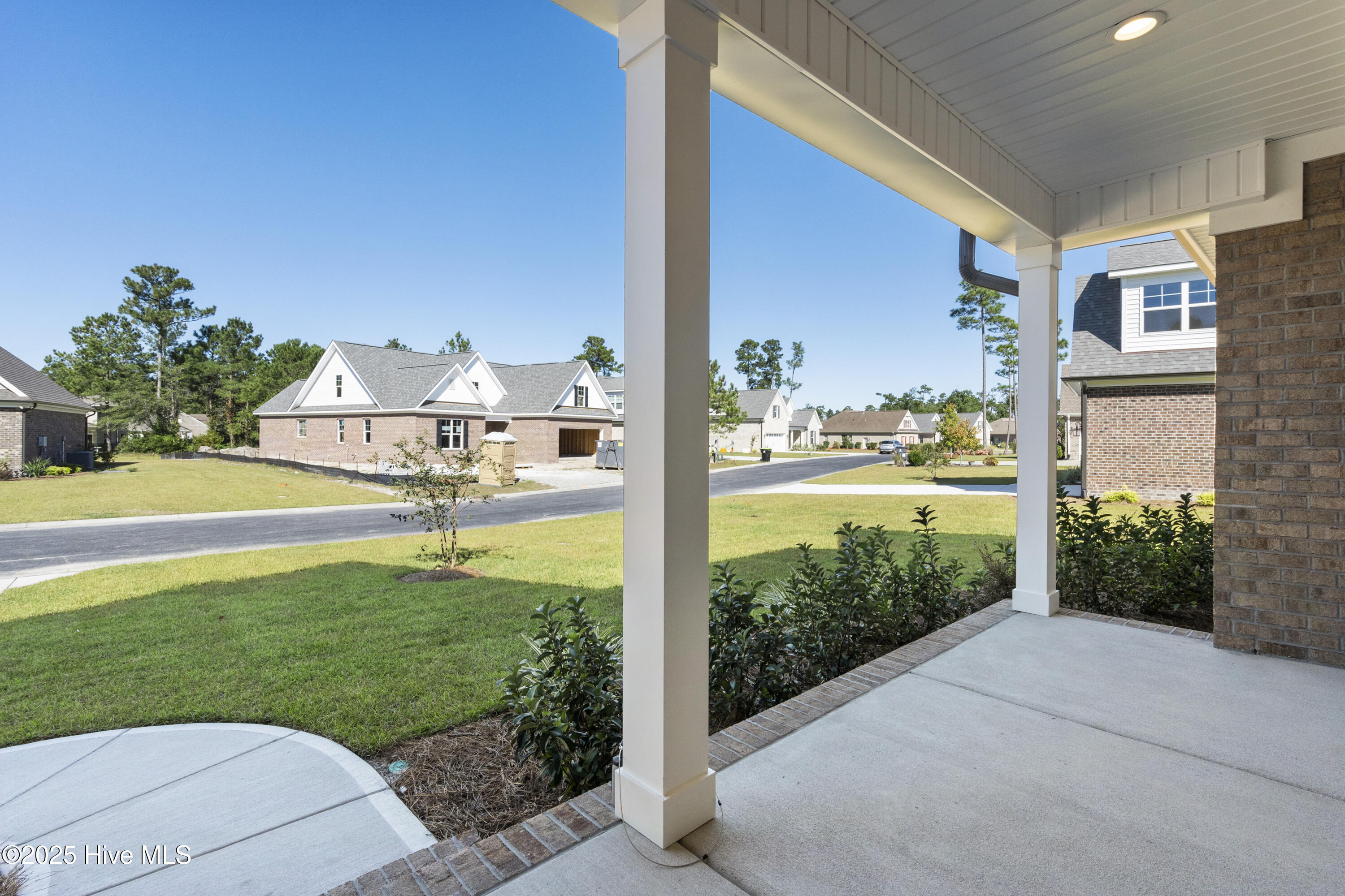 100517752 | Photo 47