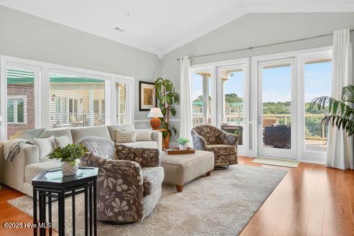 100531498 | Photo 11