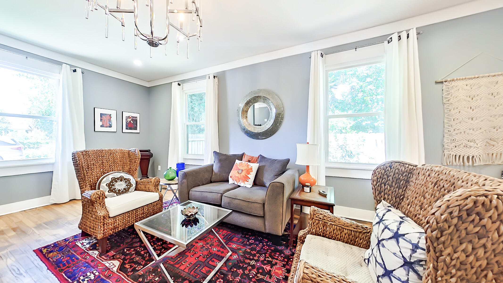 2-Living Room (1)