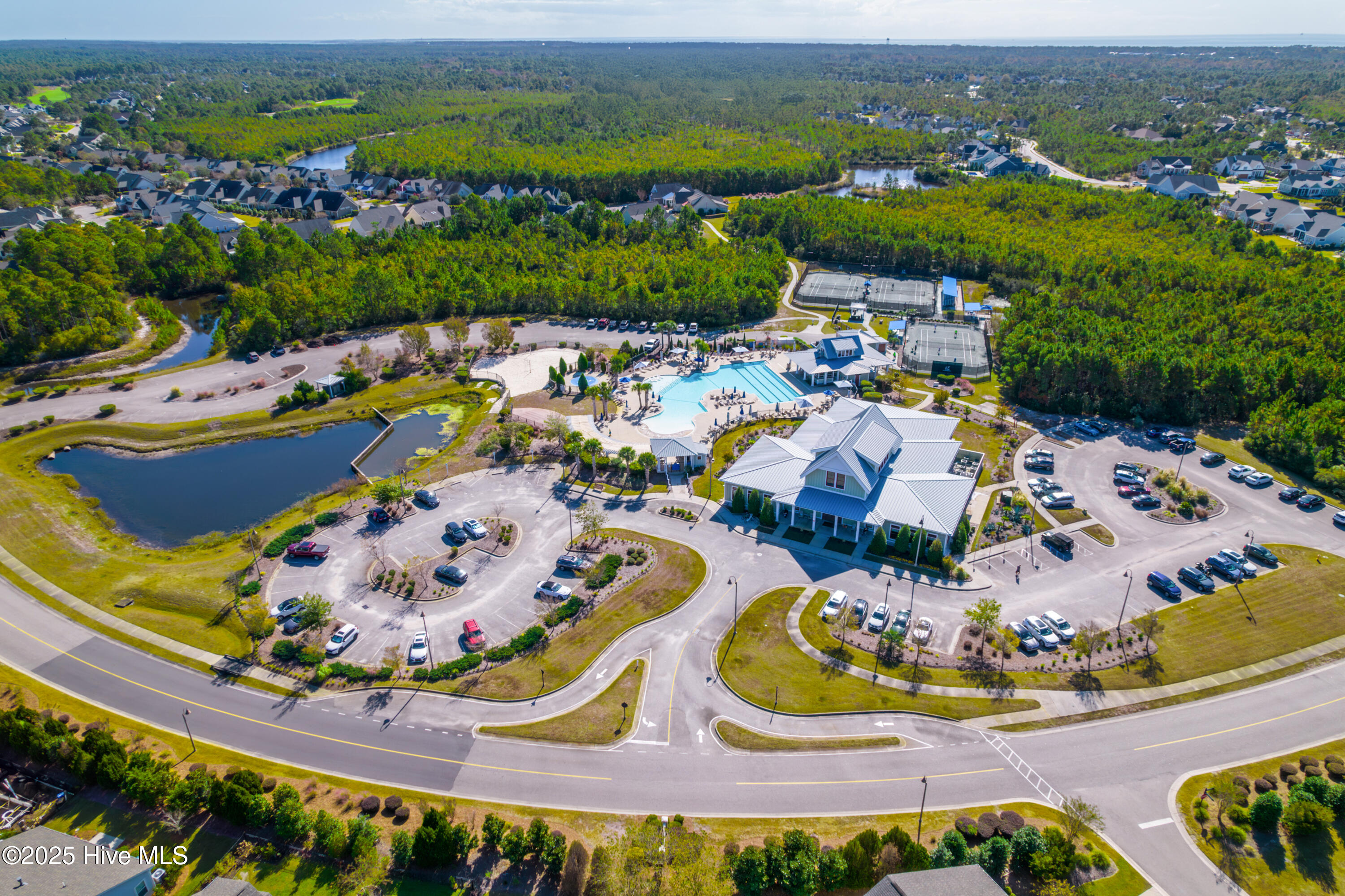 100542732 | Photo 68