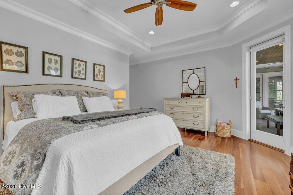 100563966 | Photo 30