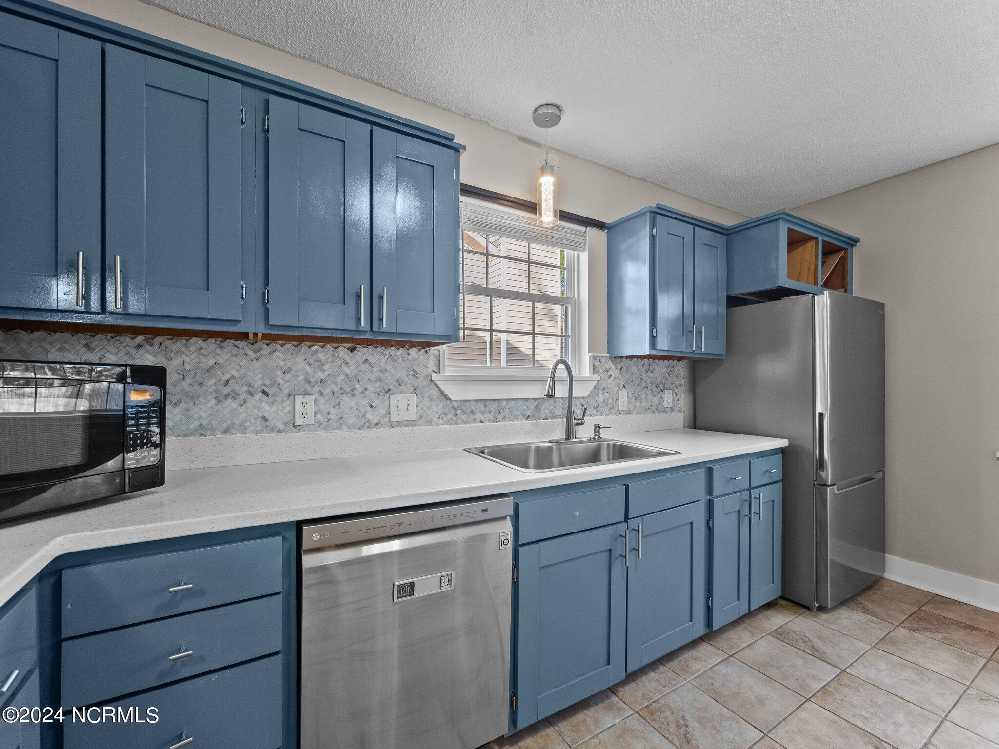 28-web-or-mls-M1B14155