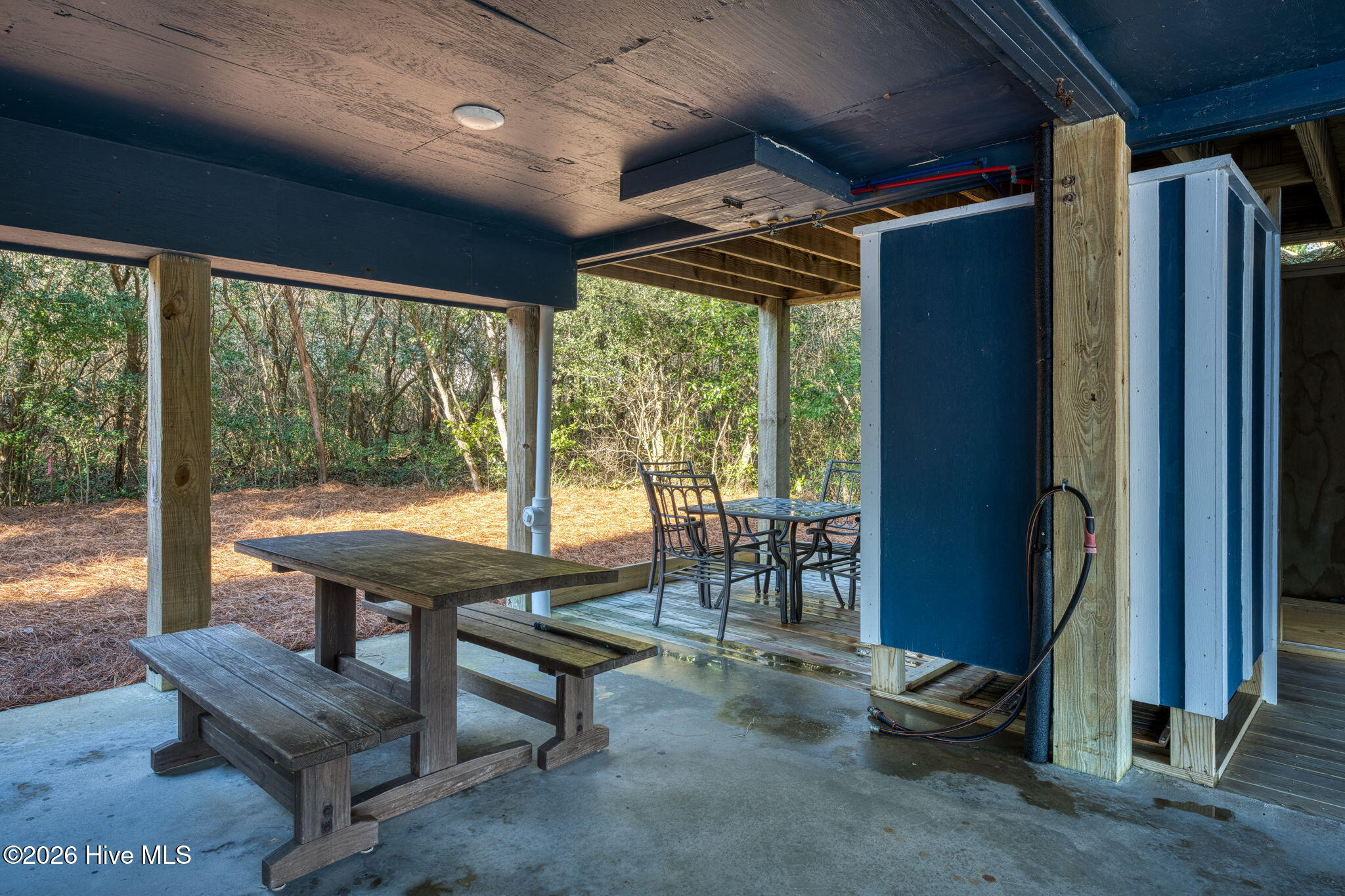 100552725 | Photo 36