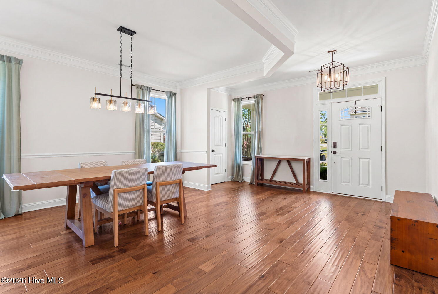 100566892 | Photo 15