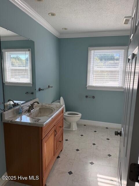 100542021 | Photo 11