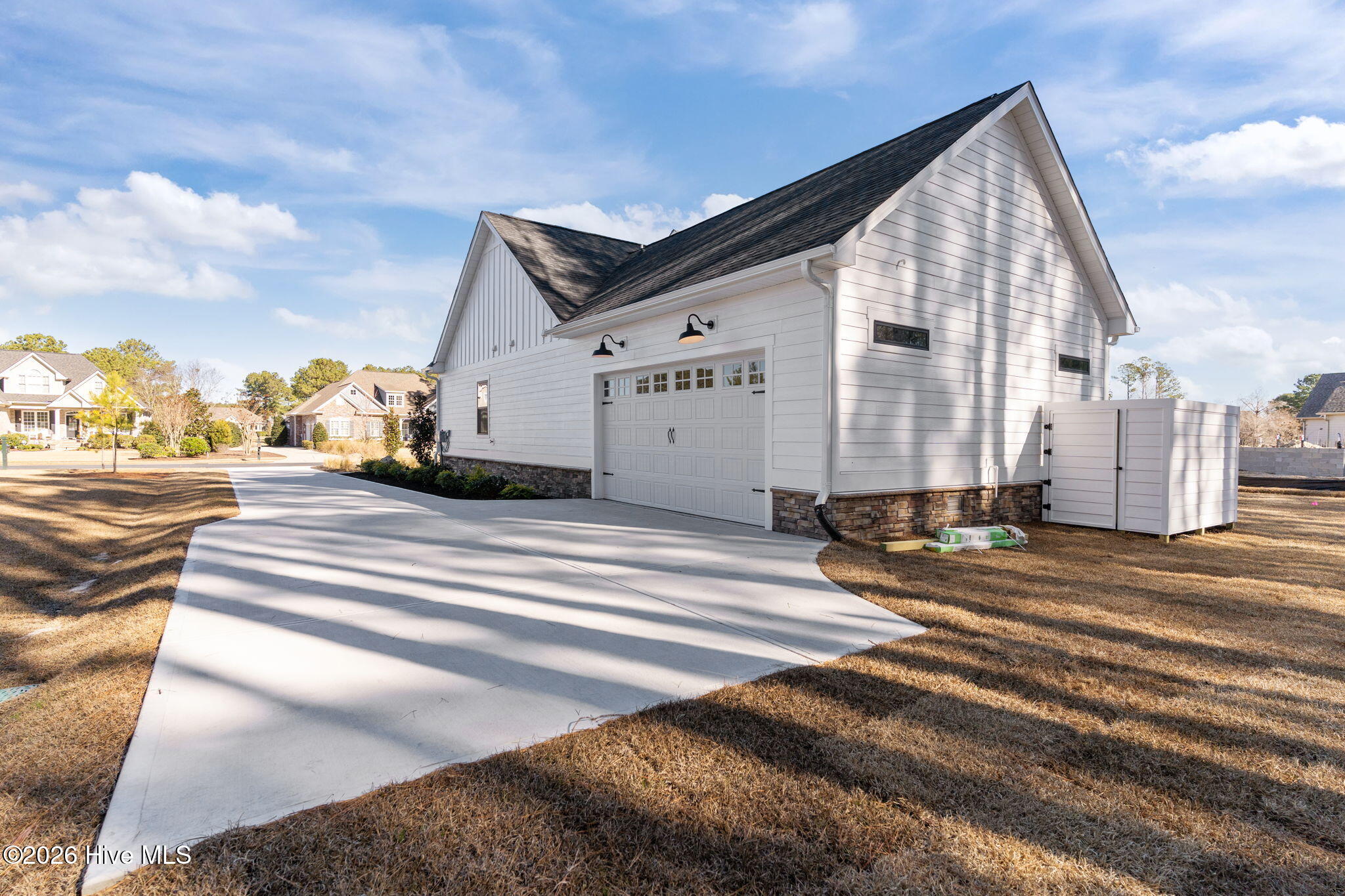 100549210 | Photo 29