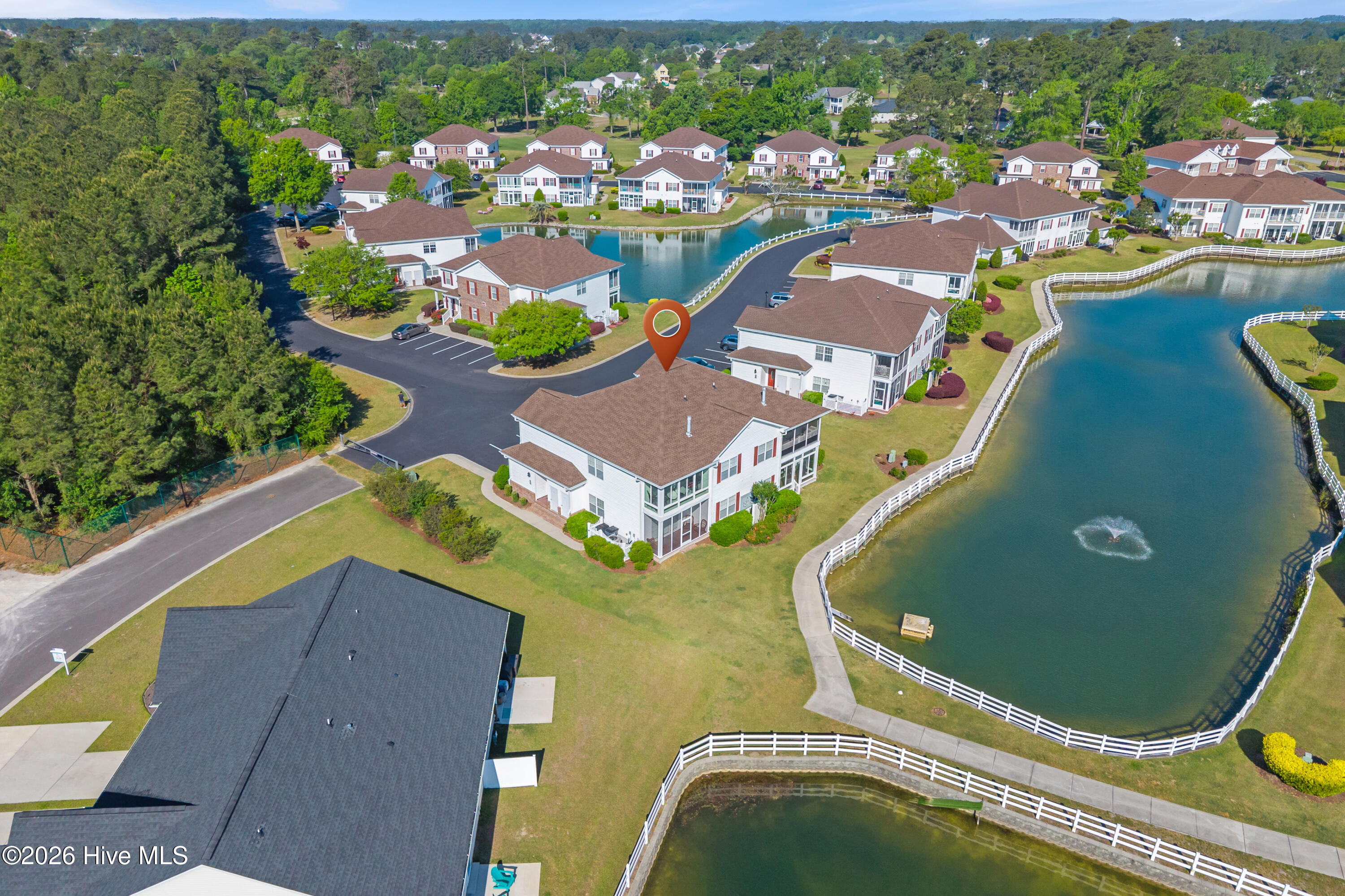 100567546 | Photo 35