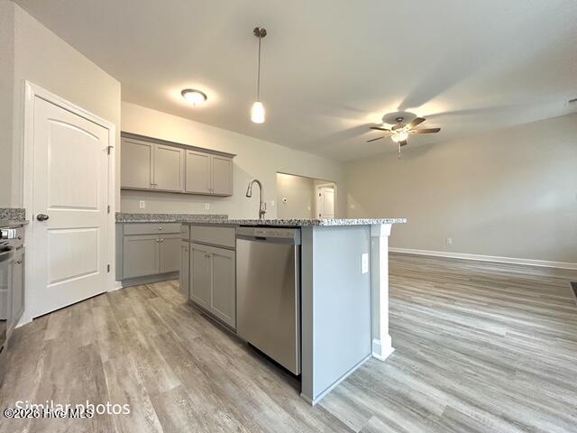 100563392 | Photo 20