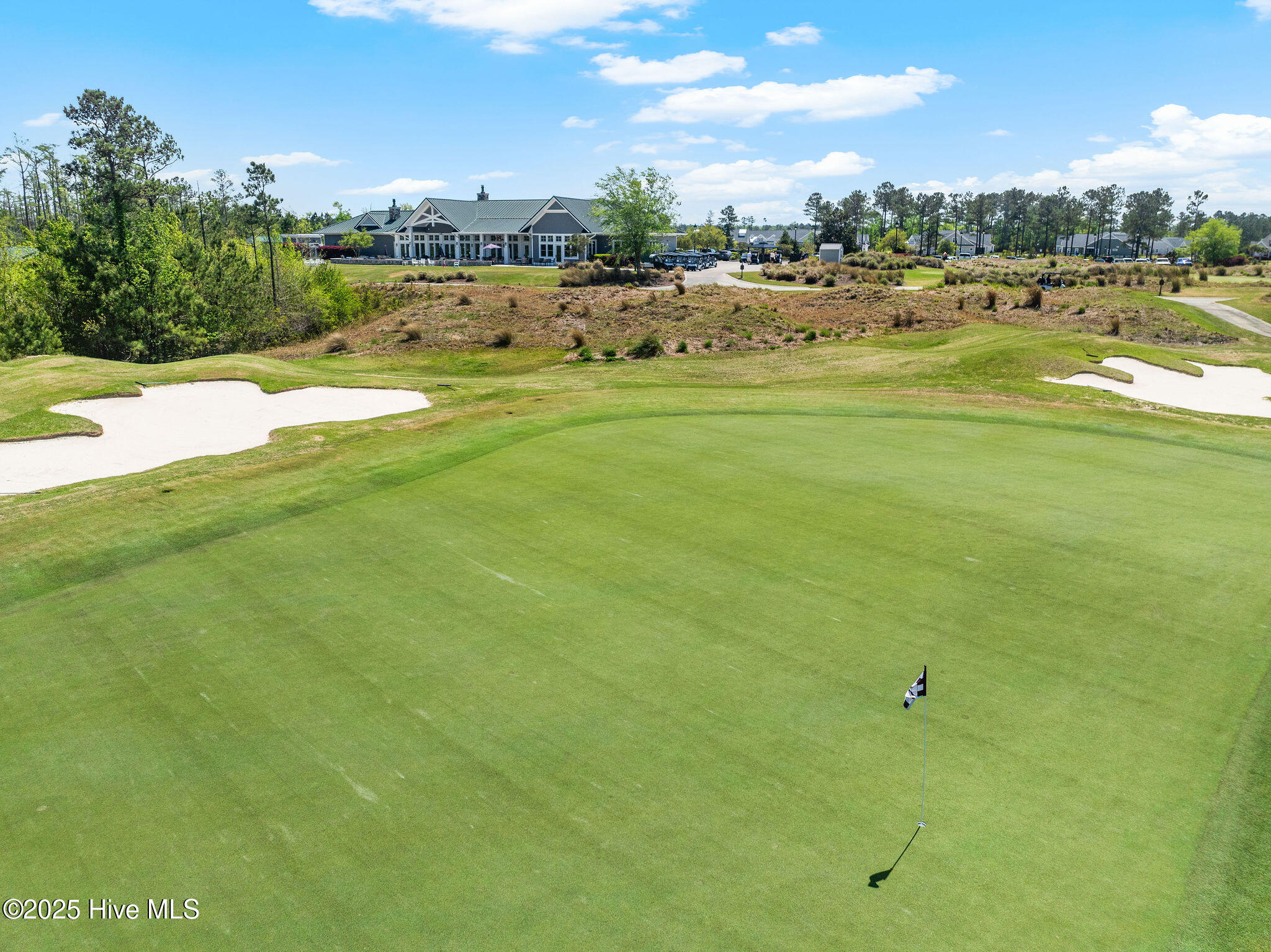 100523892 | Photo 97