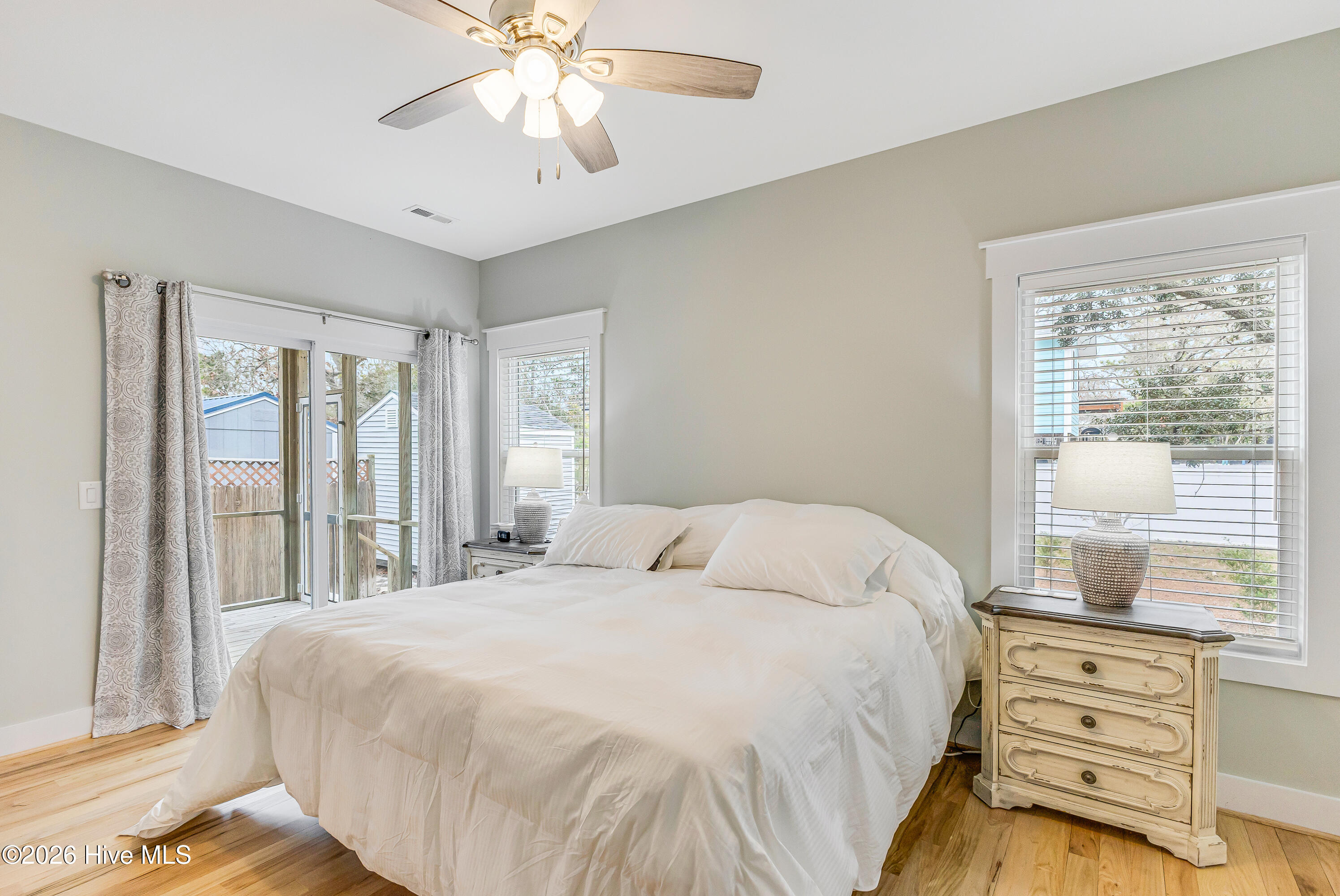 100555822 | Photo 19