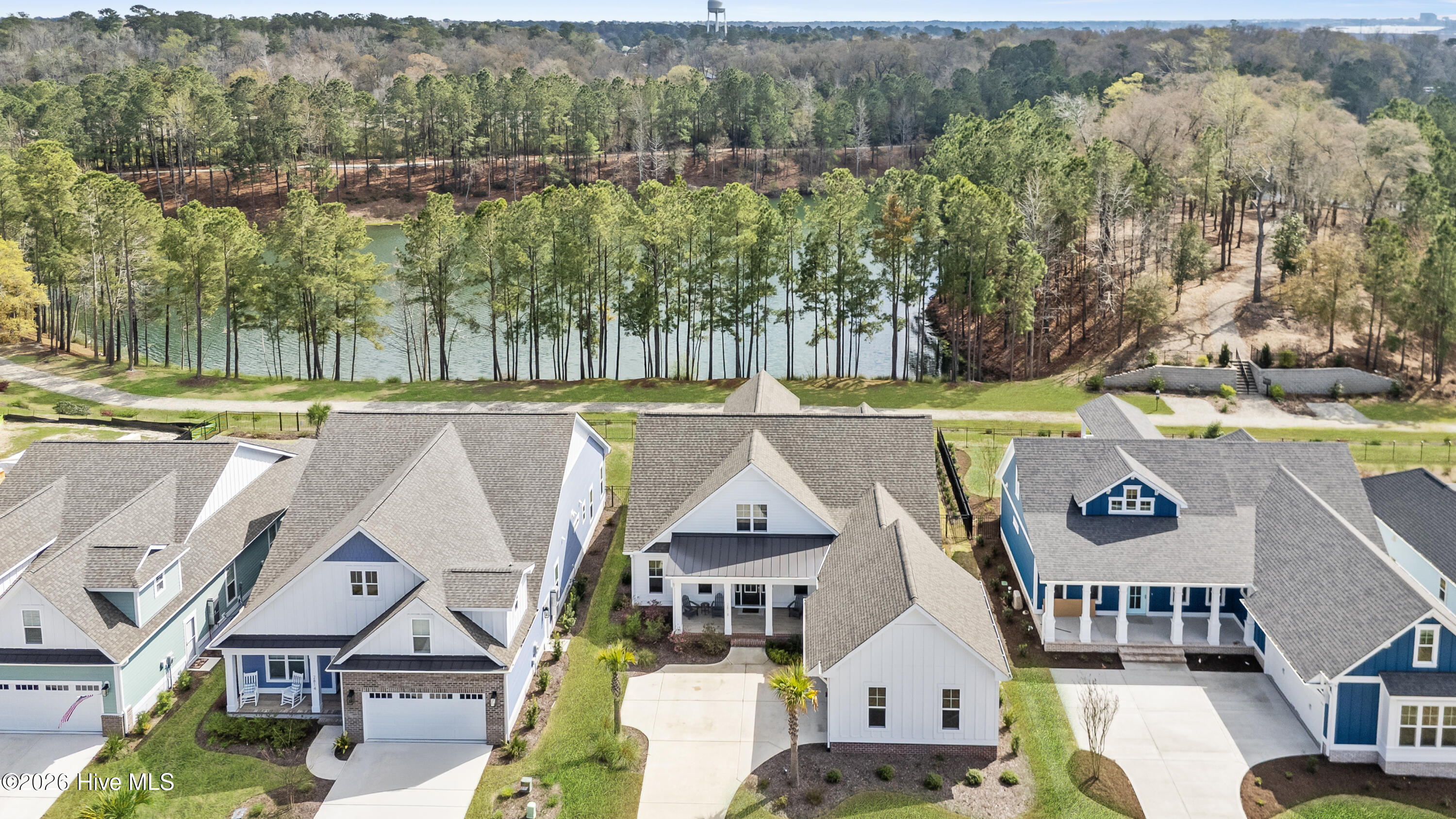 100559314 | Photo 51