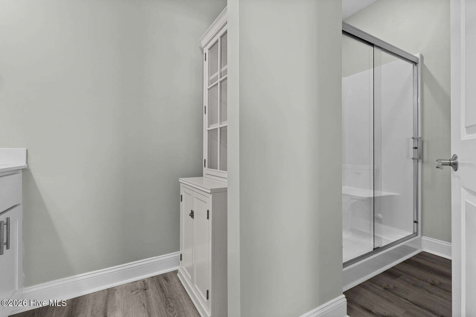 100560186 | Photo 21