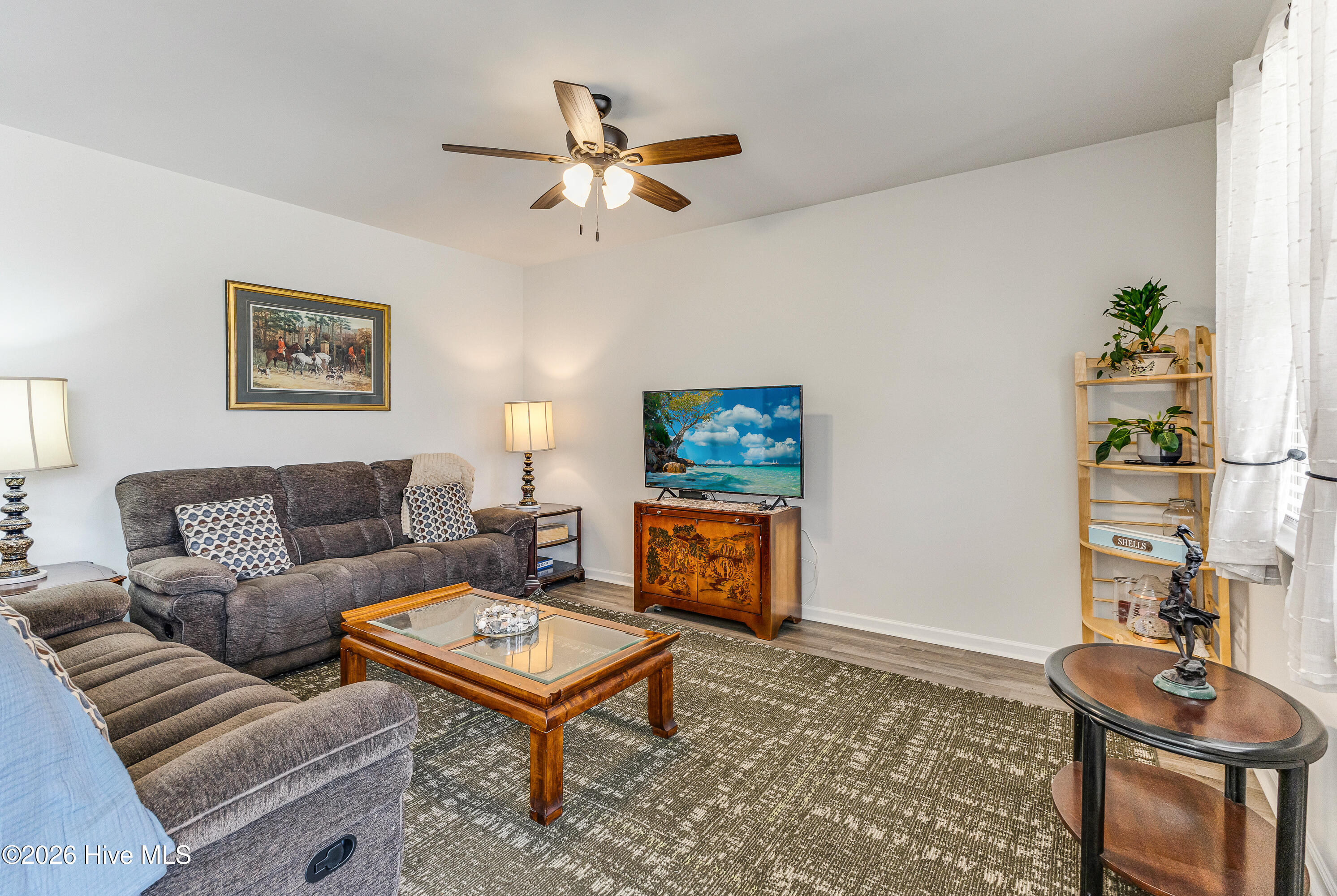 100566336 | Photo 20