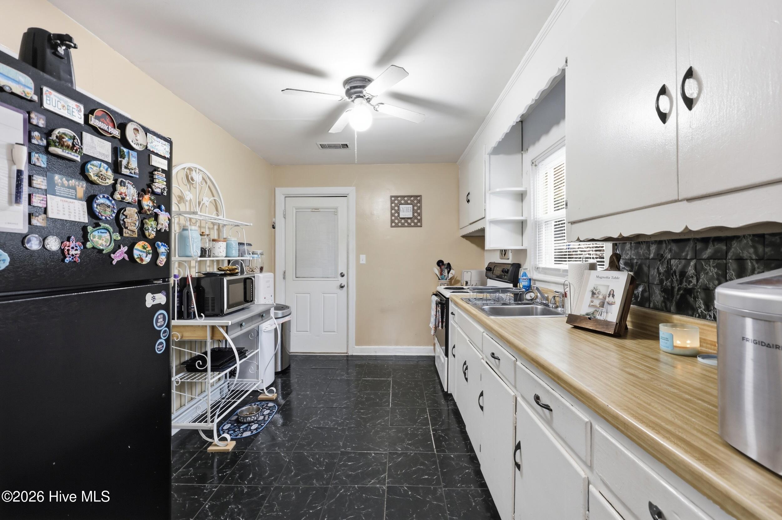 1205 Raleigh Street, Elizabeth City, NC, 27909