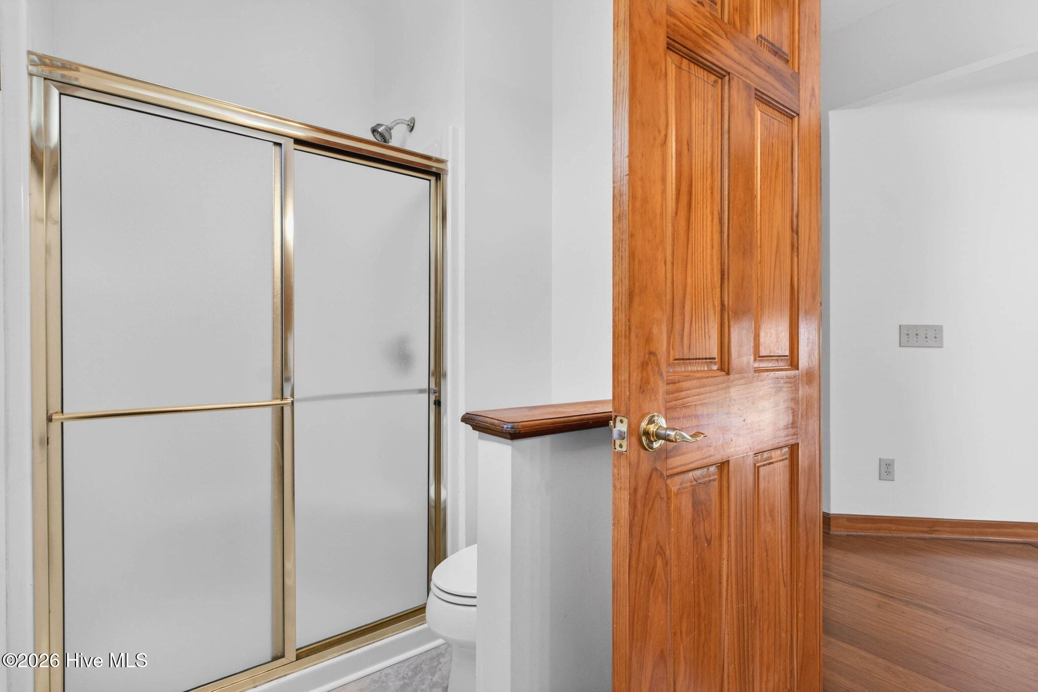 100564885 | Photo 65