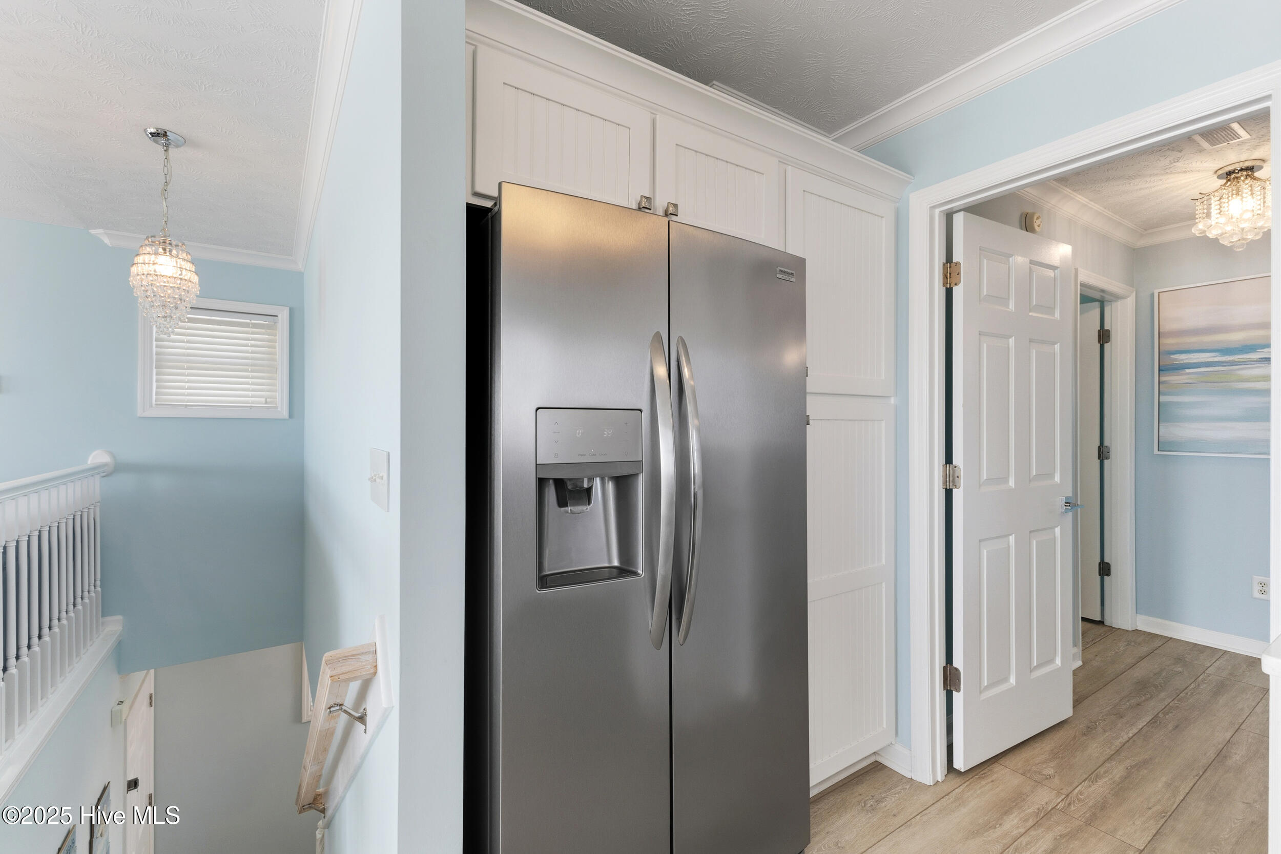 100535212 | Photo 18