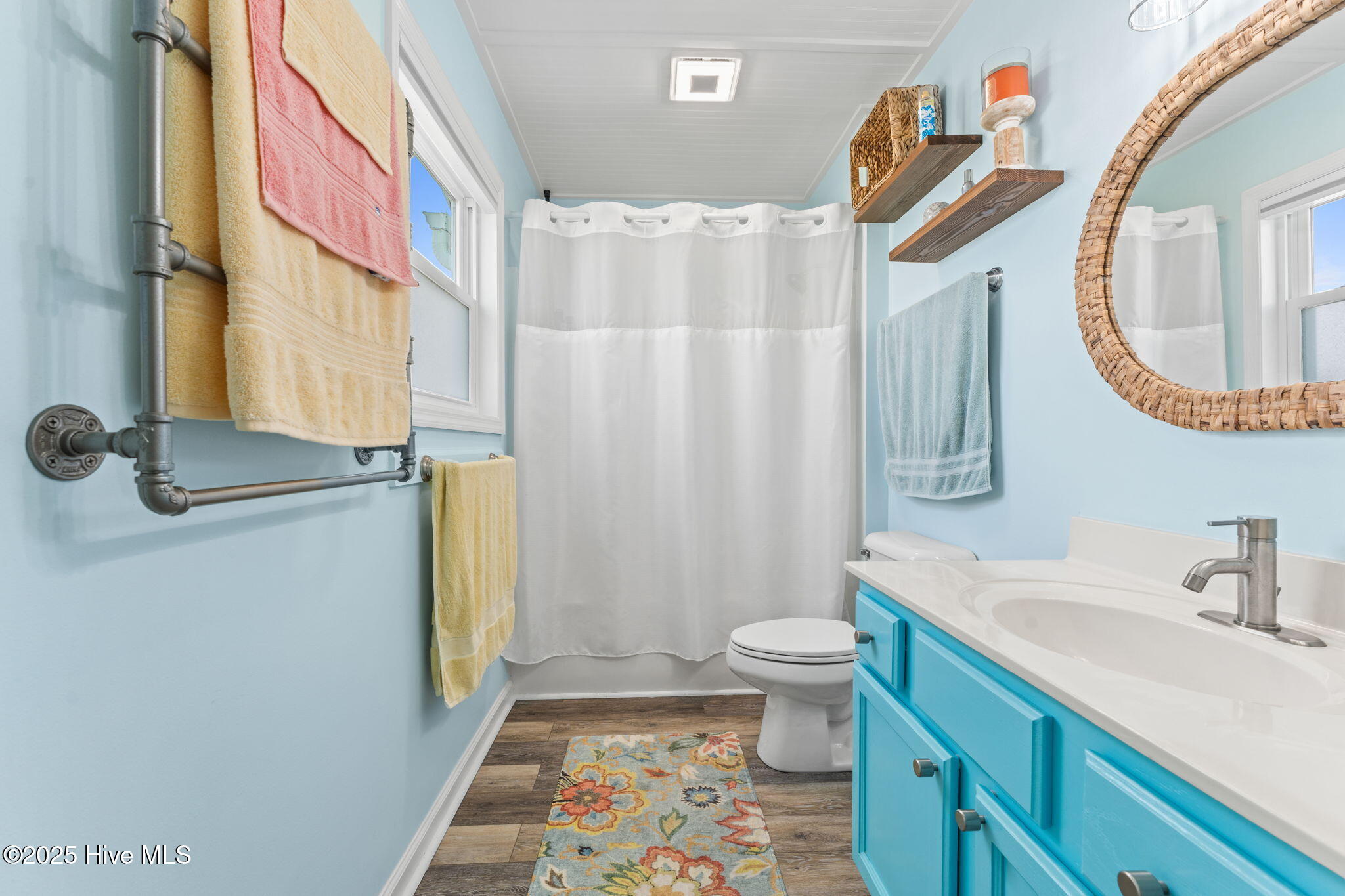 100527553 | Photo 40