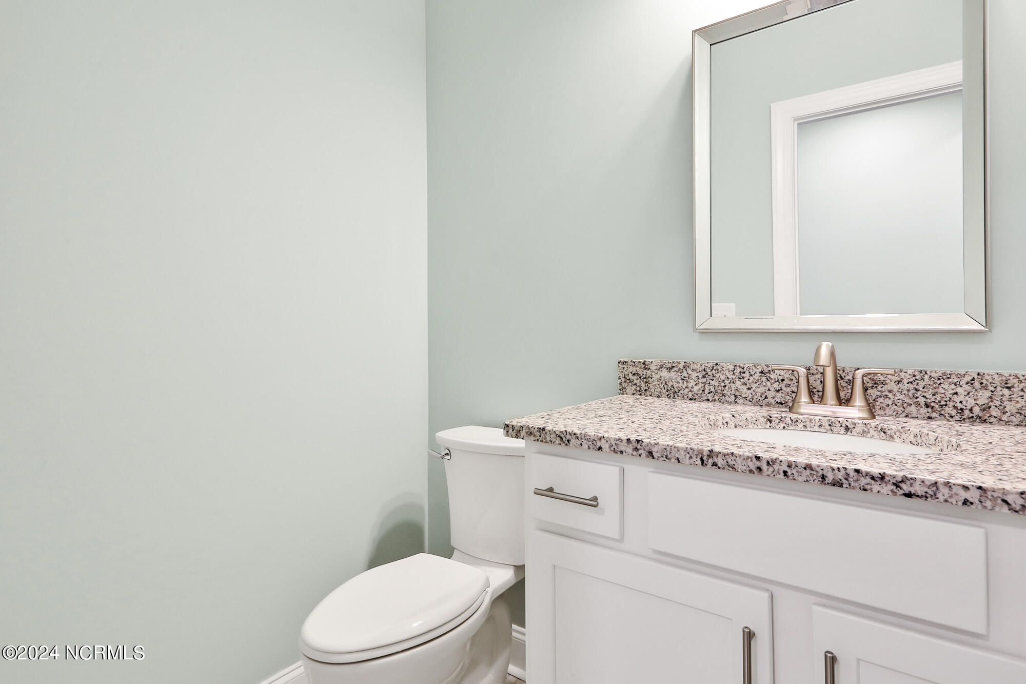 100471538 | Photo 44