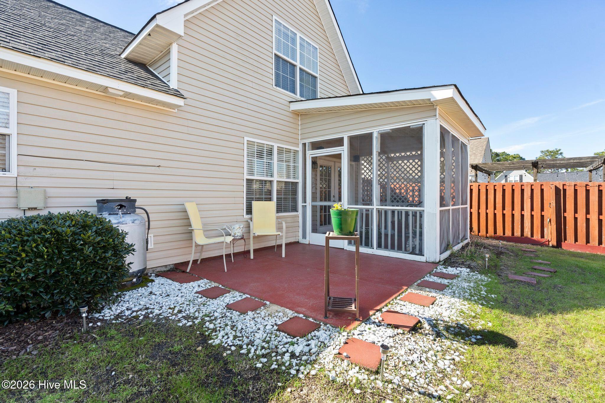 100554747 | Photo 31