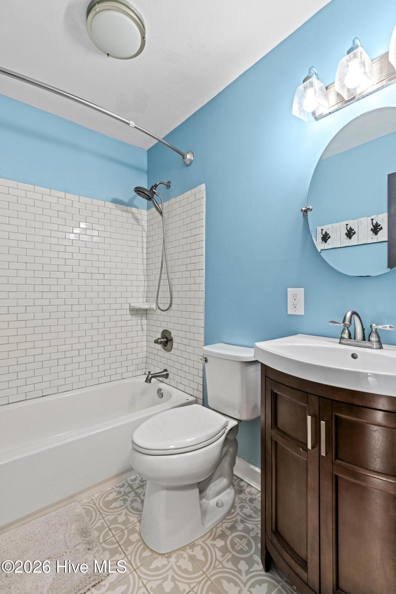 100564622 | Photo 18