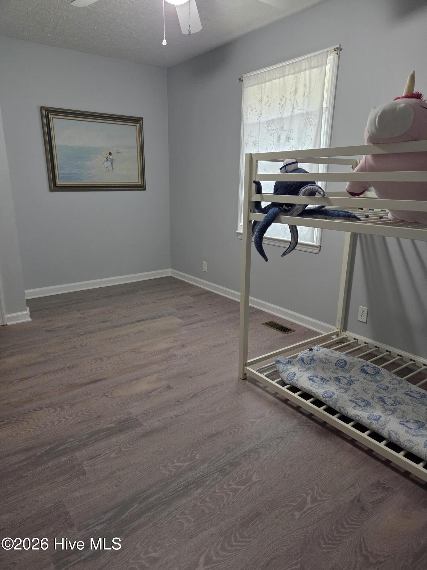 100551158 | Photo 21