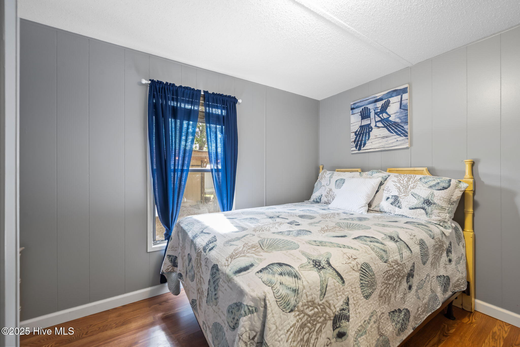 100535152 | Photo 42