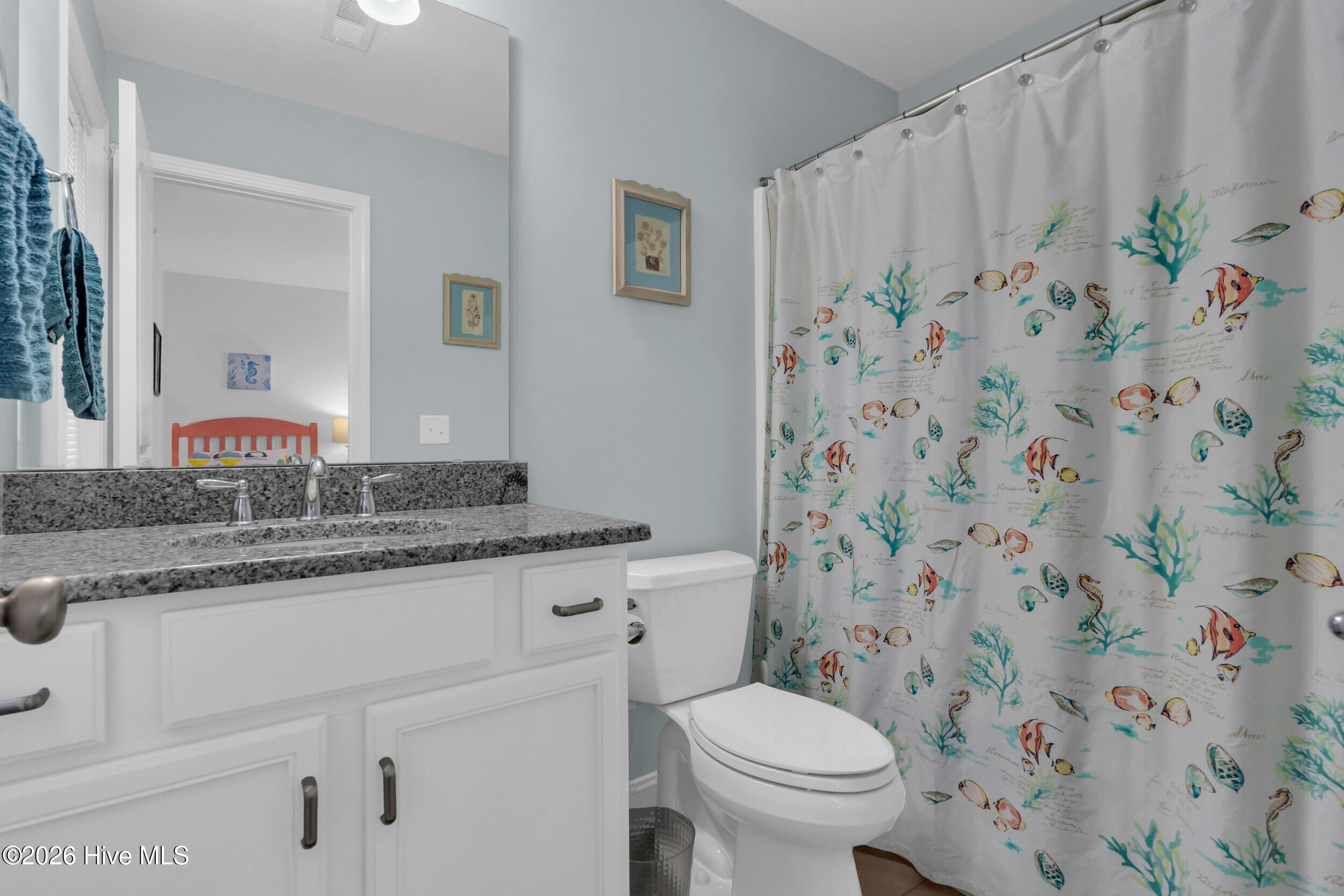 100550422 | Photo 28