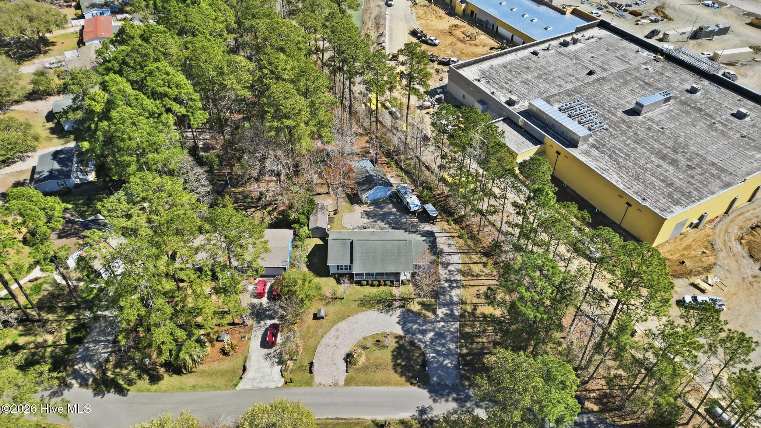 100561141 | Photo 47