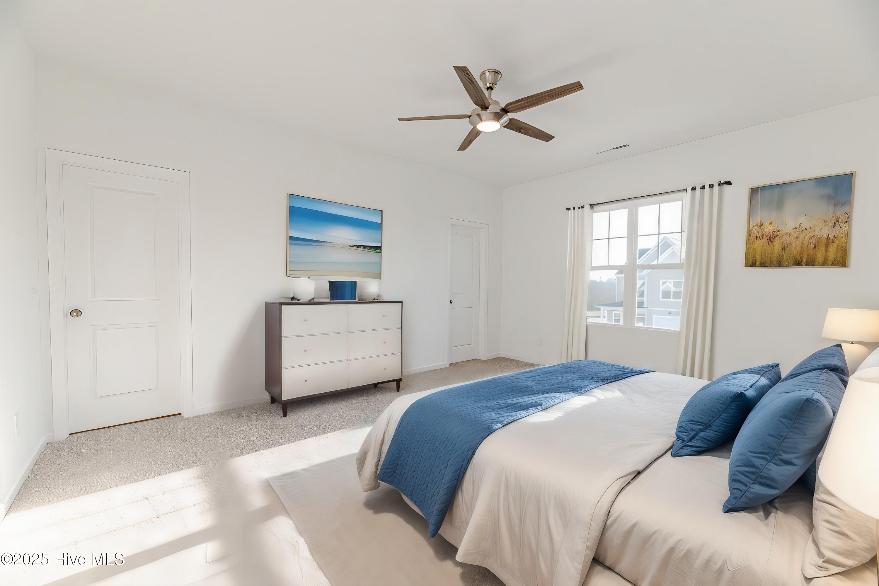 100536003 | Photo 17