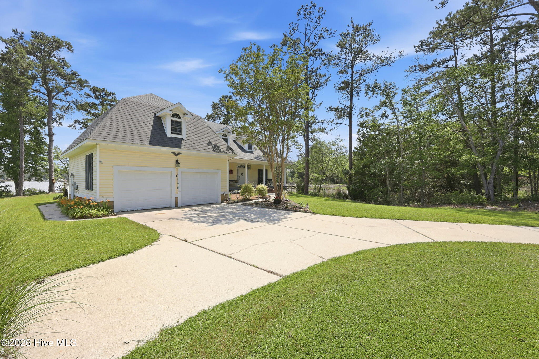 368 Winding Creek Drive,Oriental