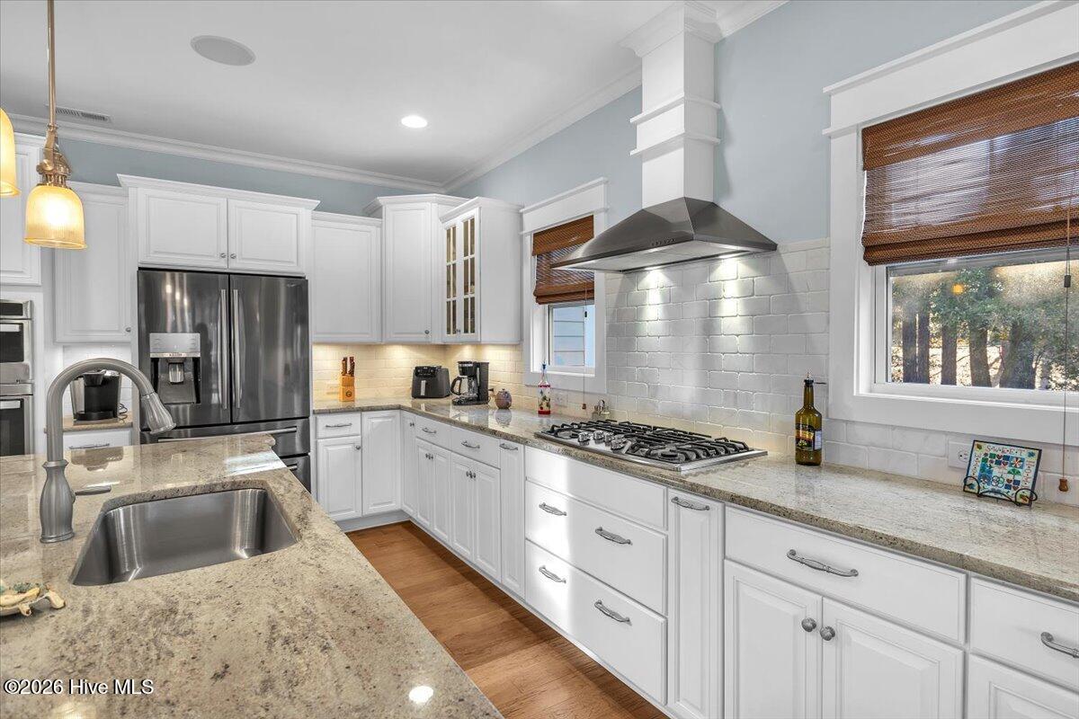 100552702 | Photo 19