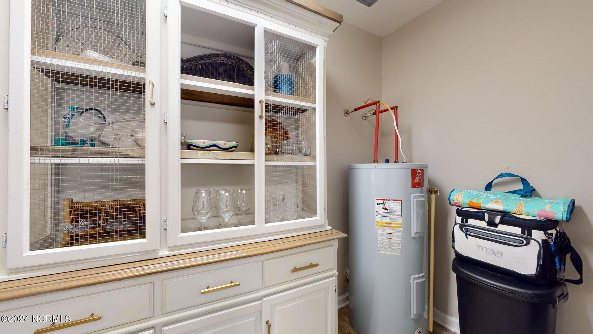 100537994 | Photo 32