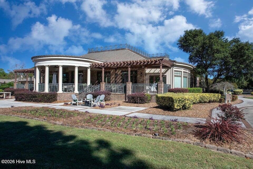 100558139 | Photo 86