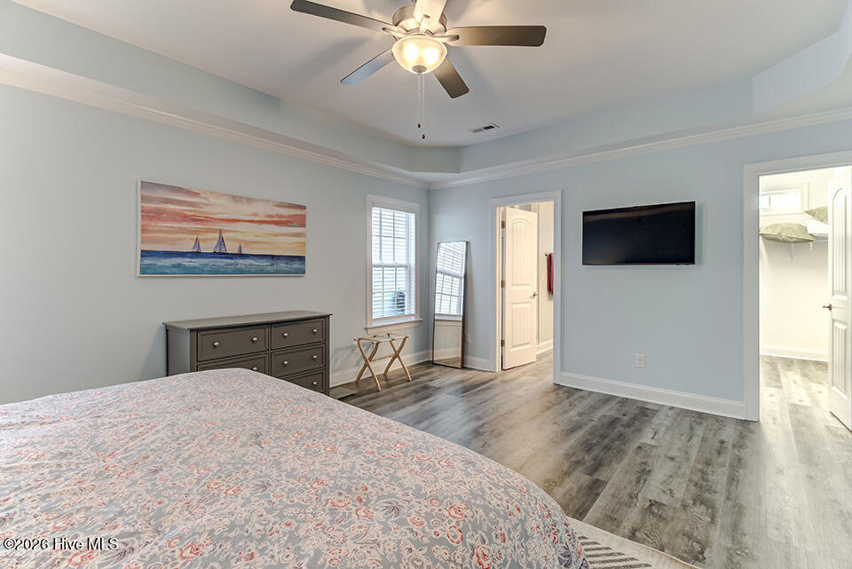 100559873 | Photo 16