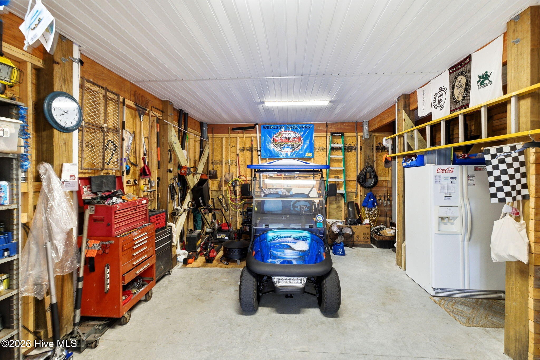 100562924 | Photo 36