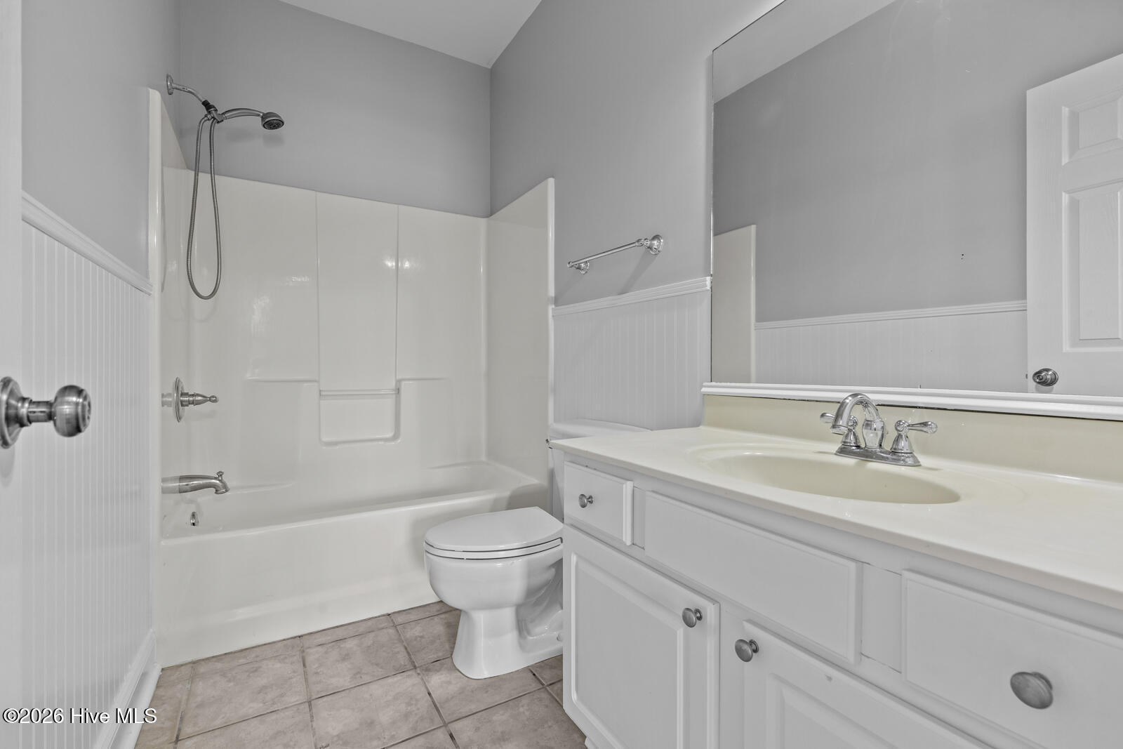 100545911 | Photo 37