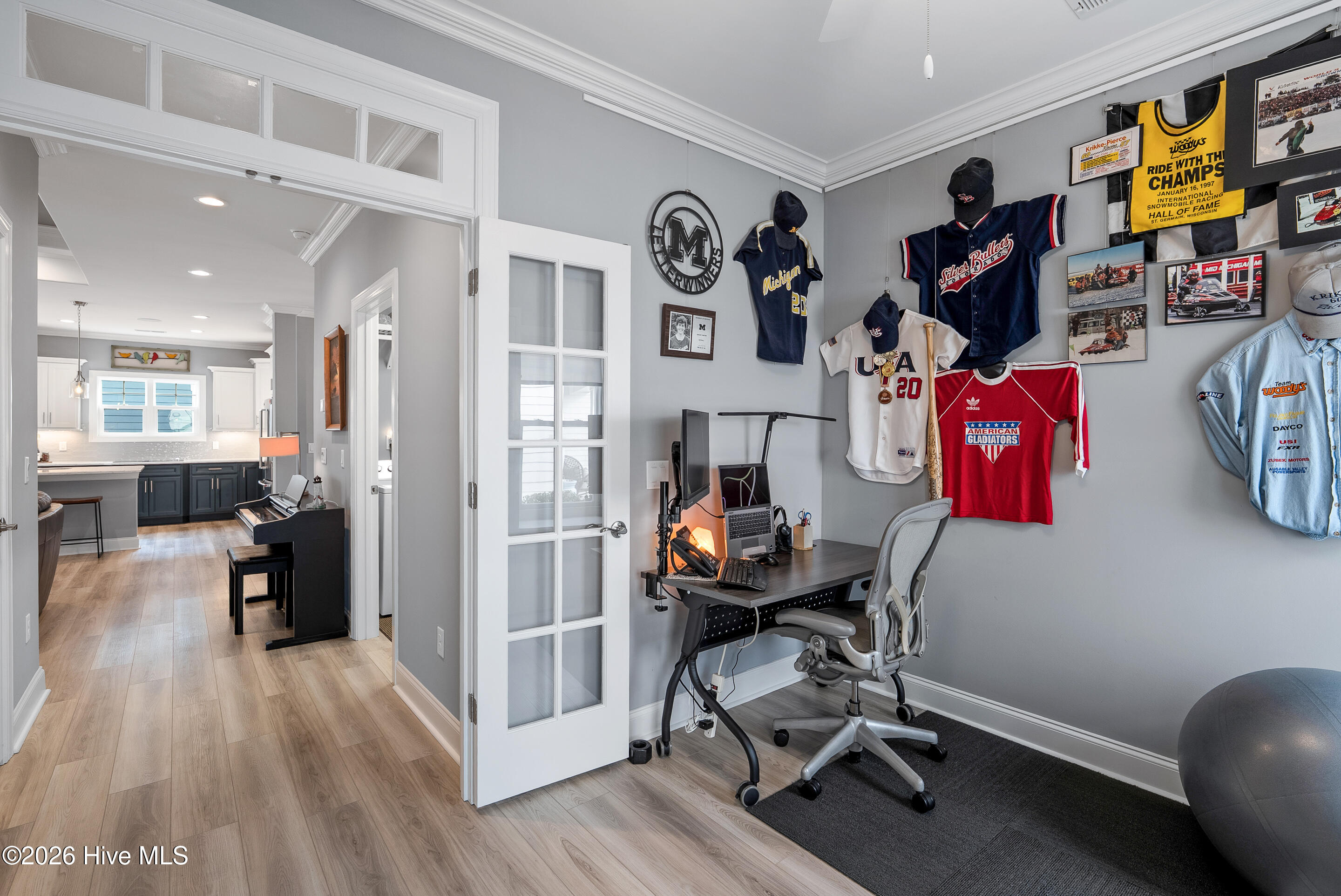 100559737 | Photo 34