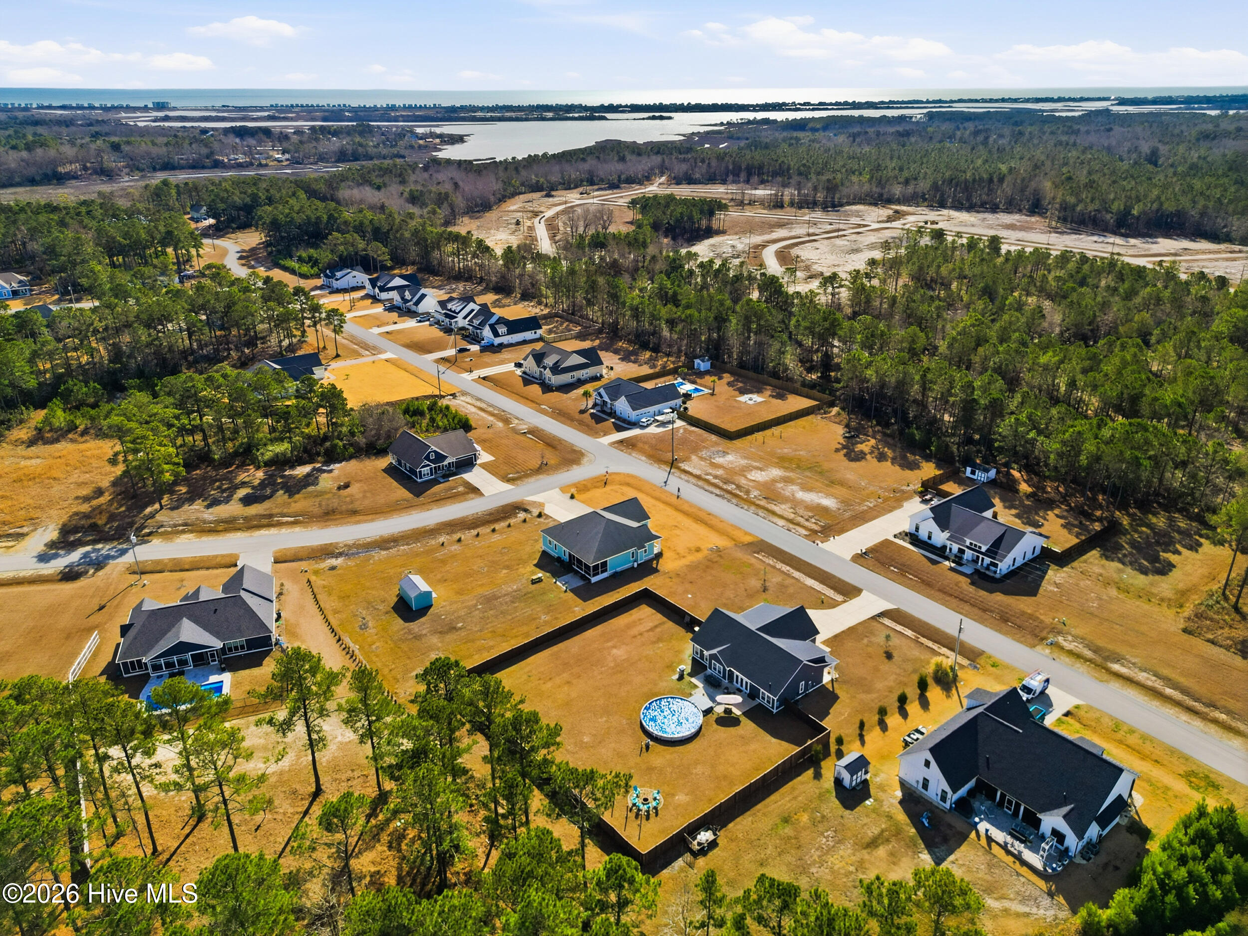 100551617 | Photo 44