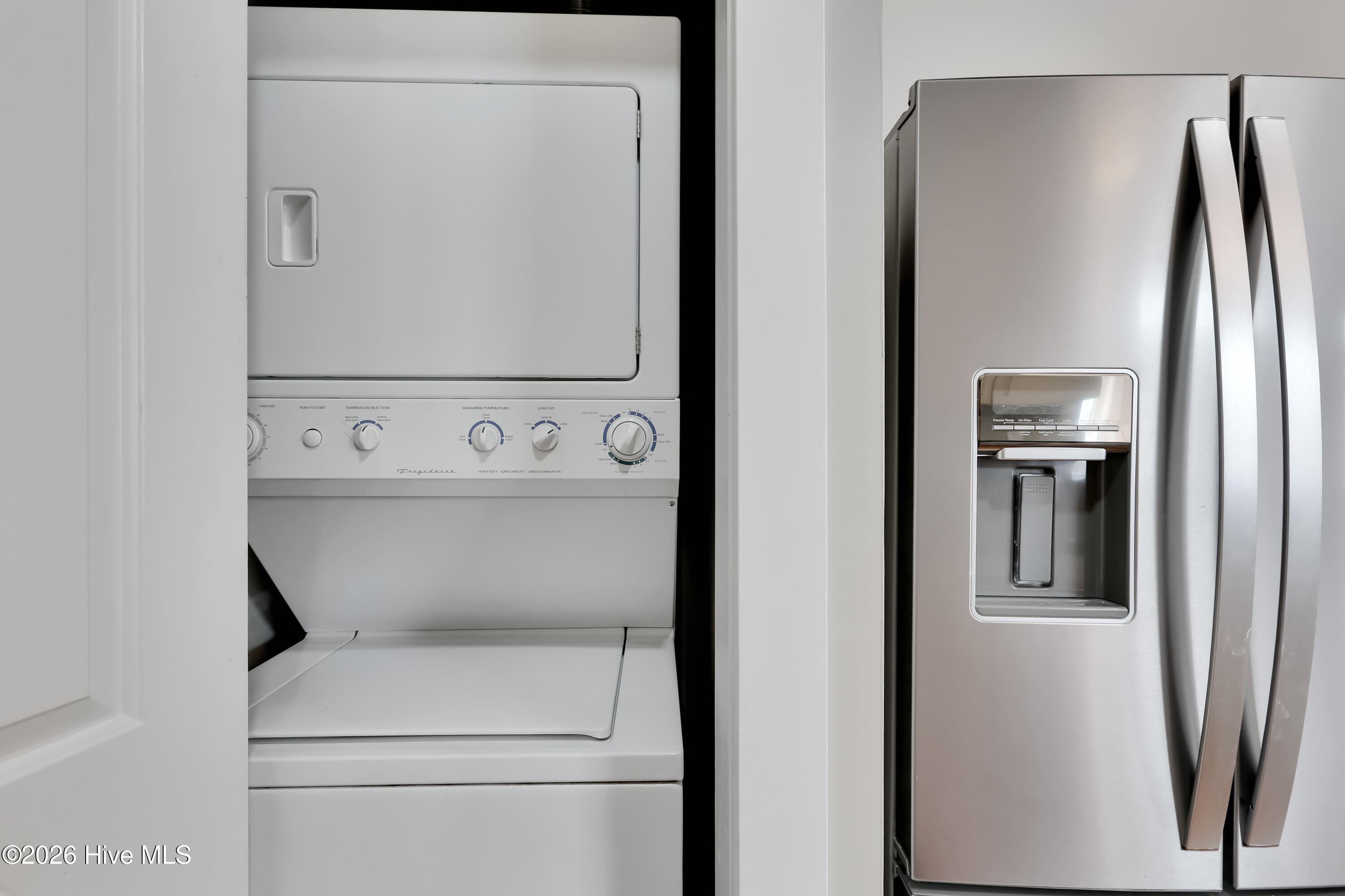 100553344 | Photo 15