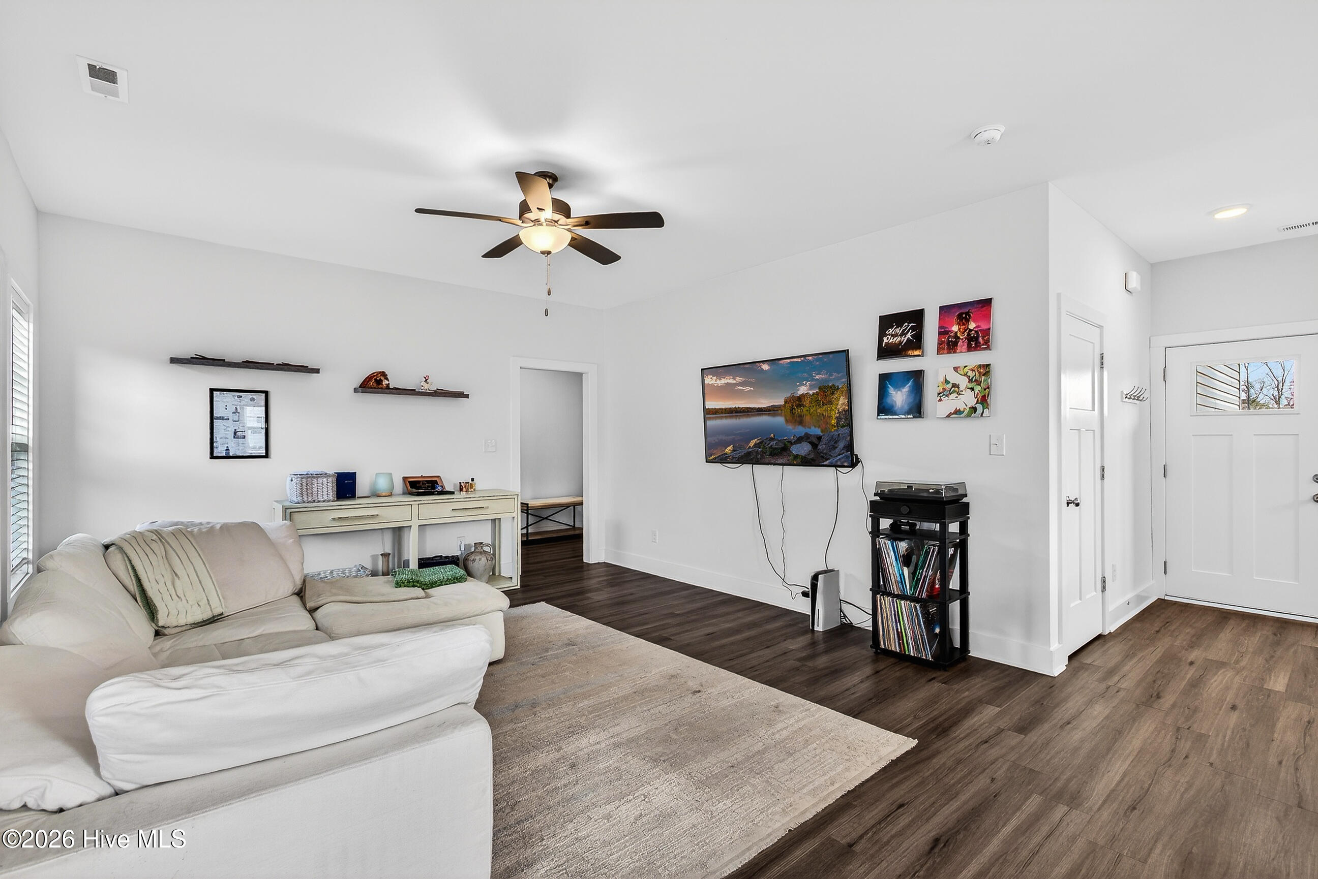 205 W Theriault Court,Jacksonville